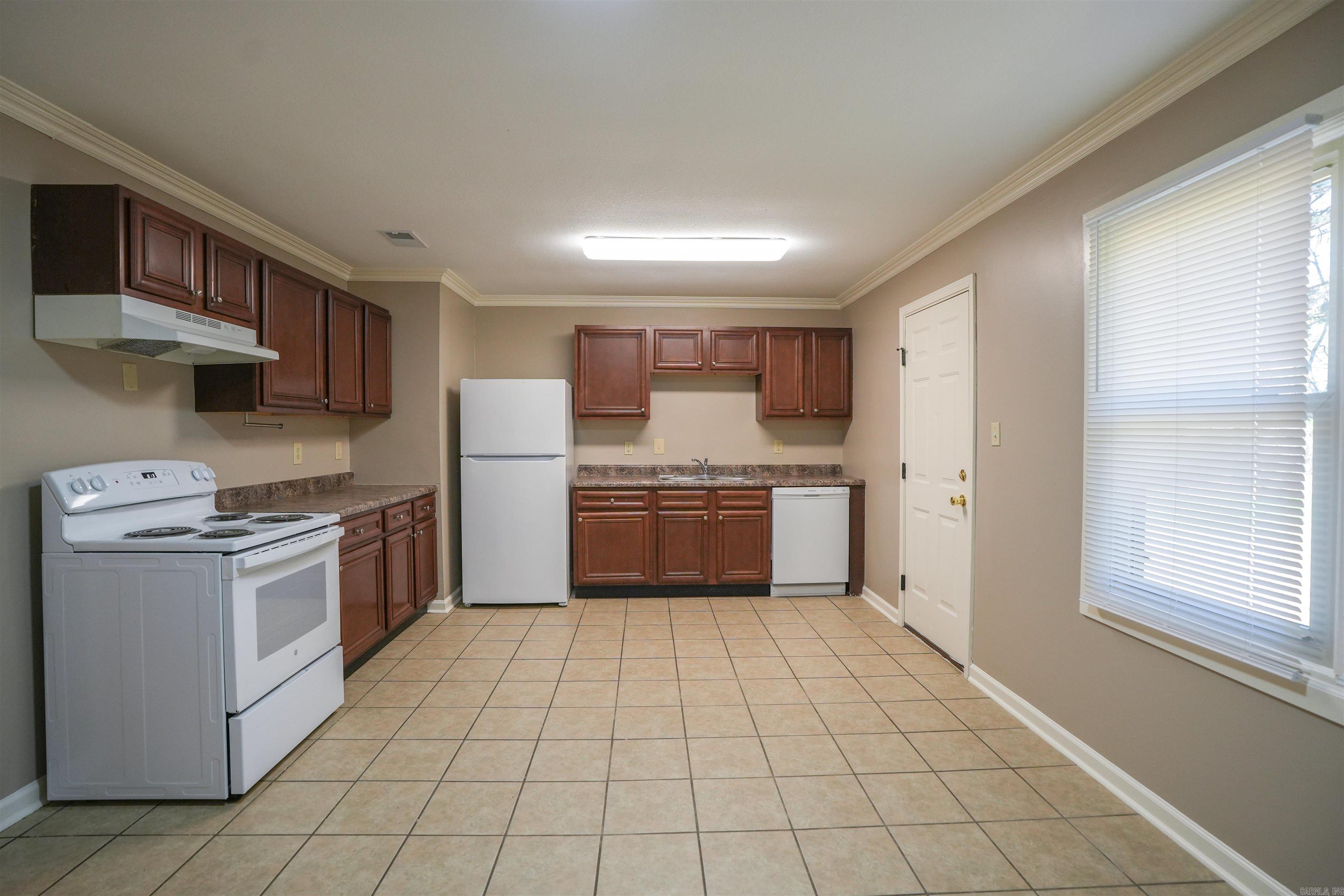 1616 Shady Grove  Jonesboro, AR