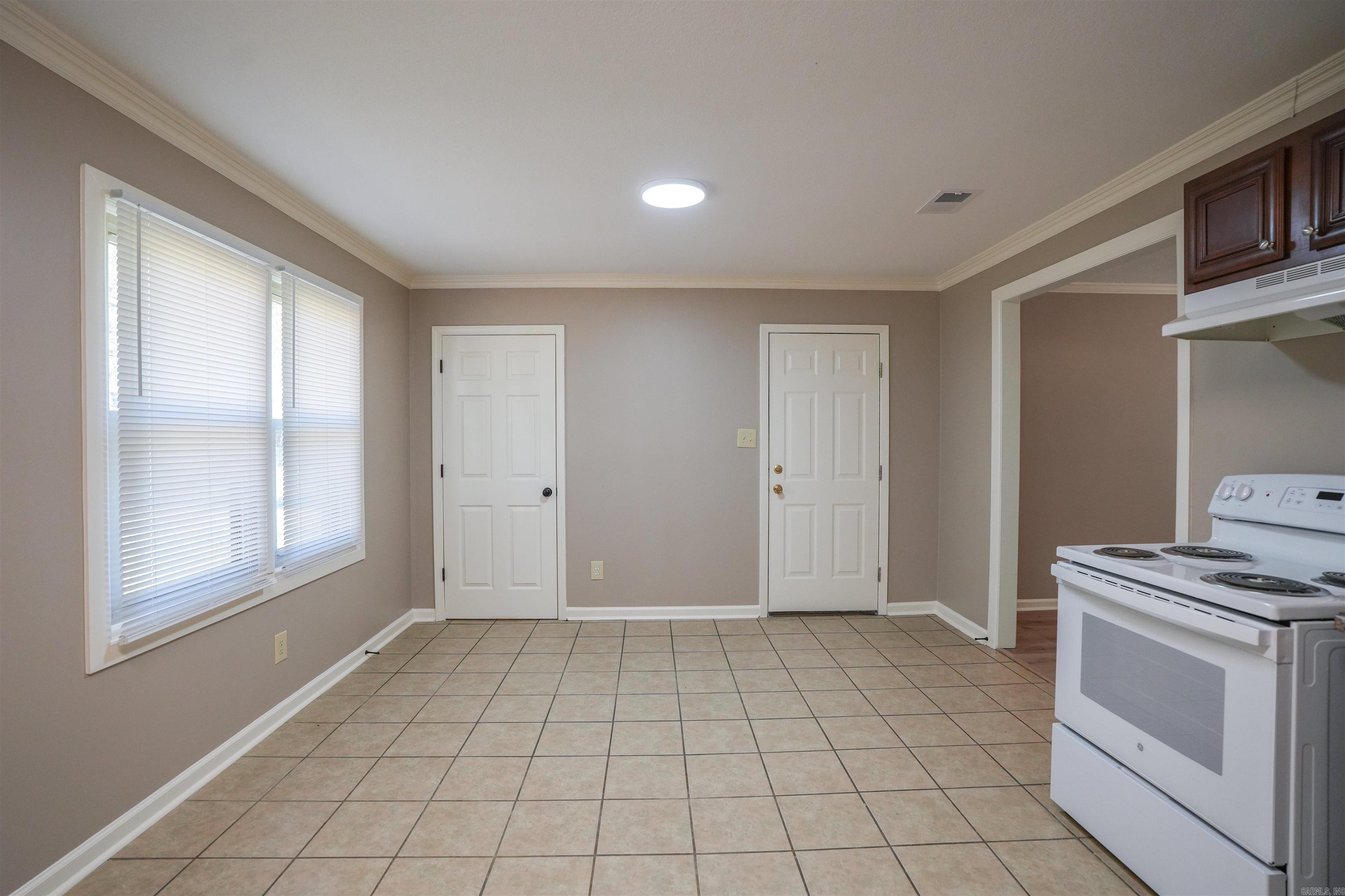 1616 Shady Grove  Jonesboro, AR