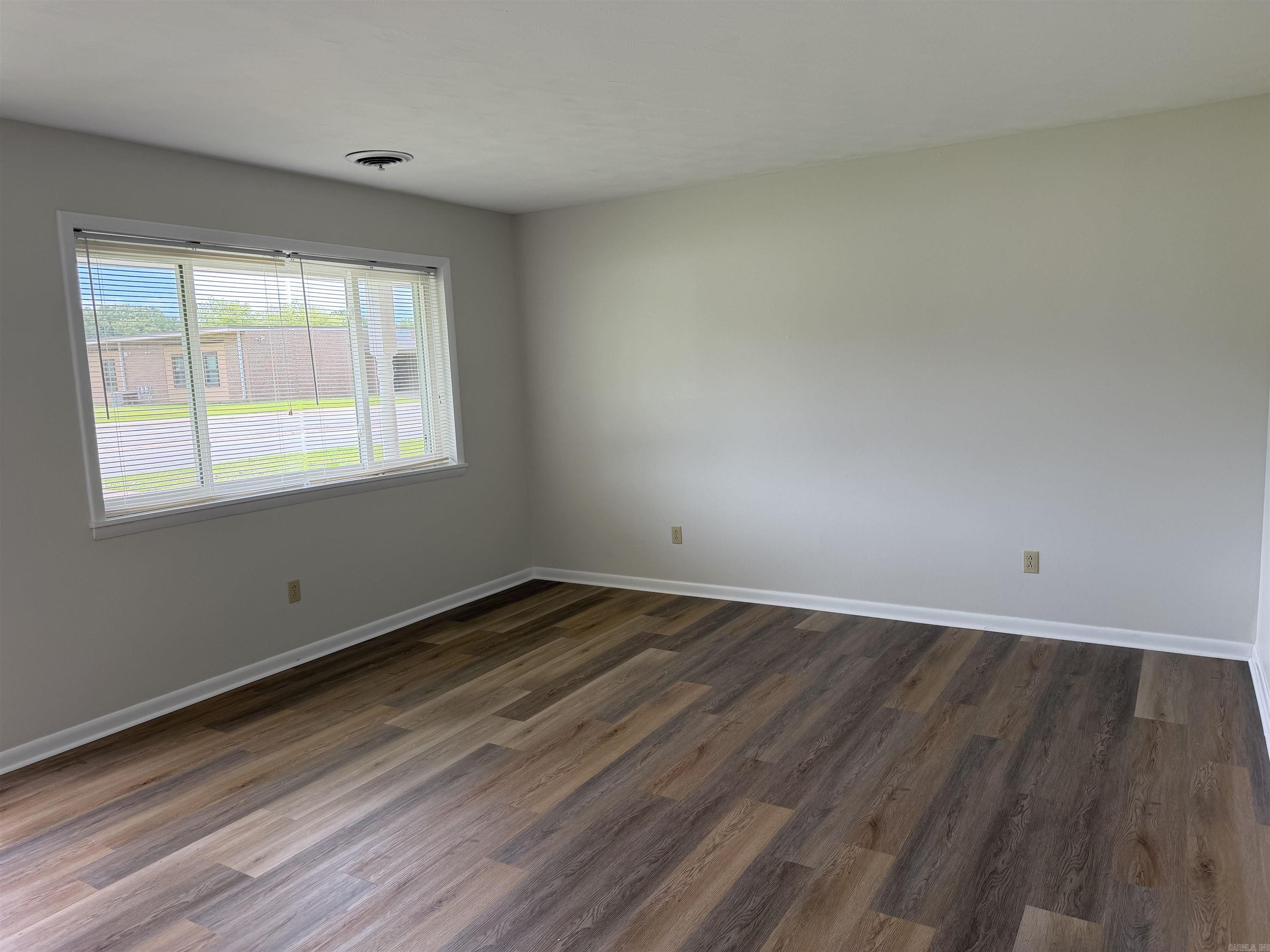 146 Cloverdale  Searcy, AR
