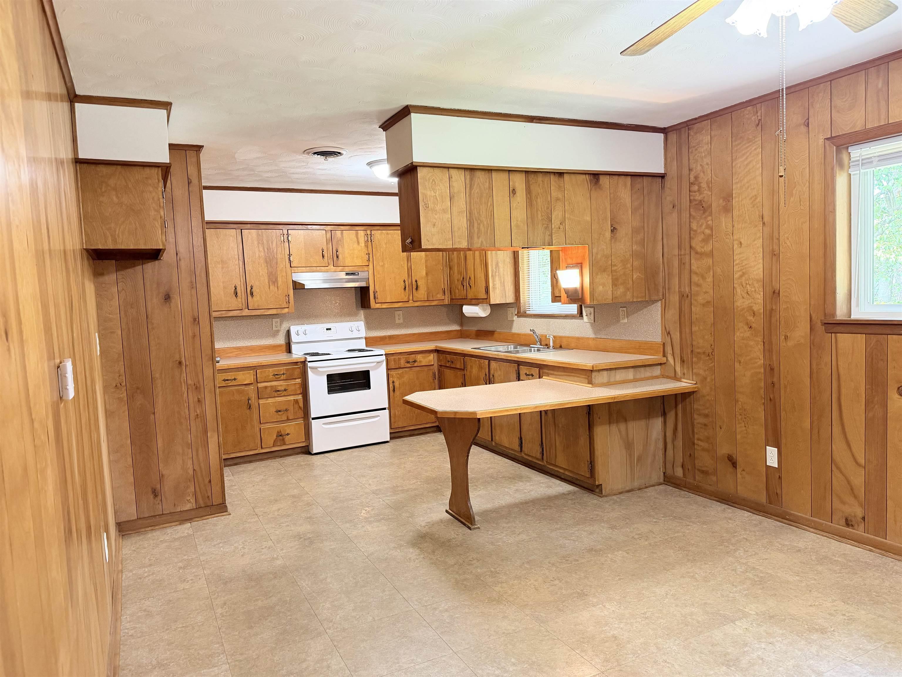 146 Cloverdale  Searcy, AR