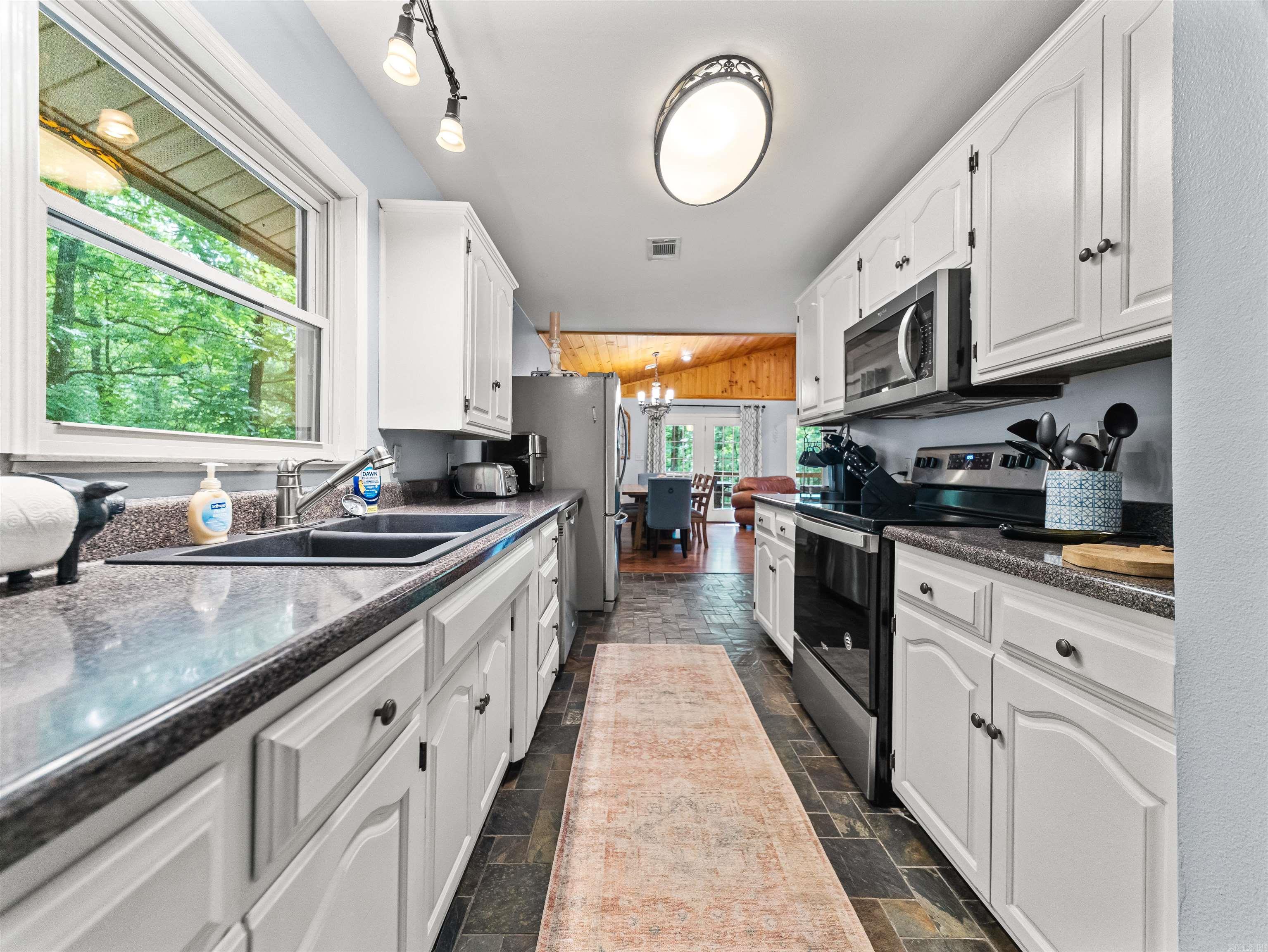 61 Muscadine  Mount Ida, AR