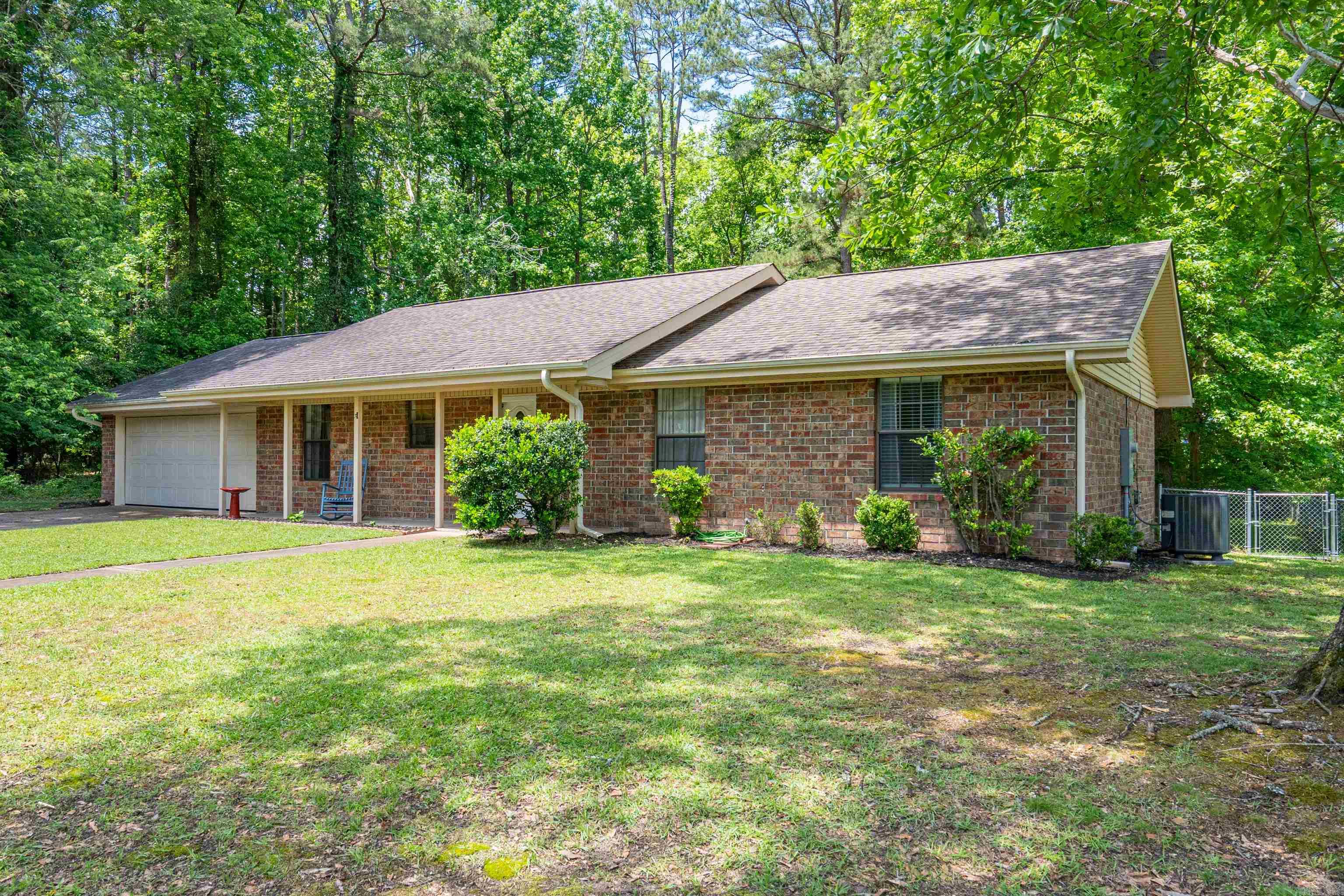 1708 Creekwood  Arkadelphia, AR