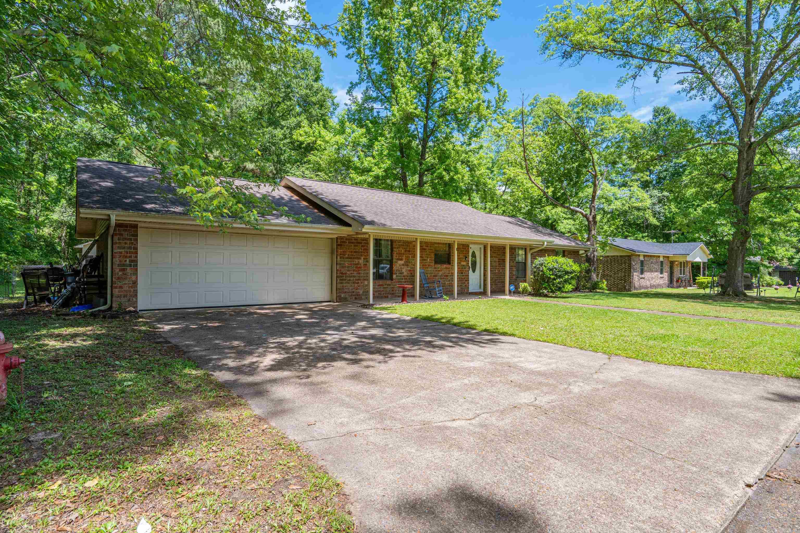 1708 Creekwood  Arkadelphia, AR
