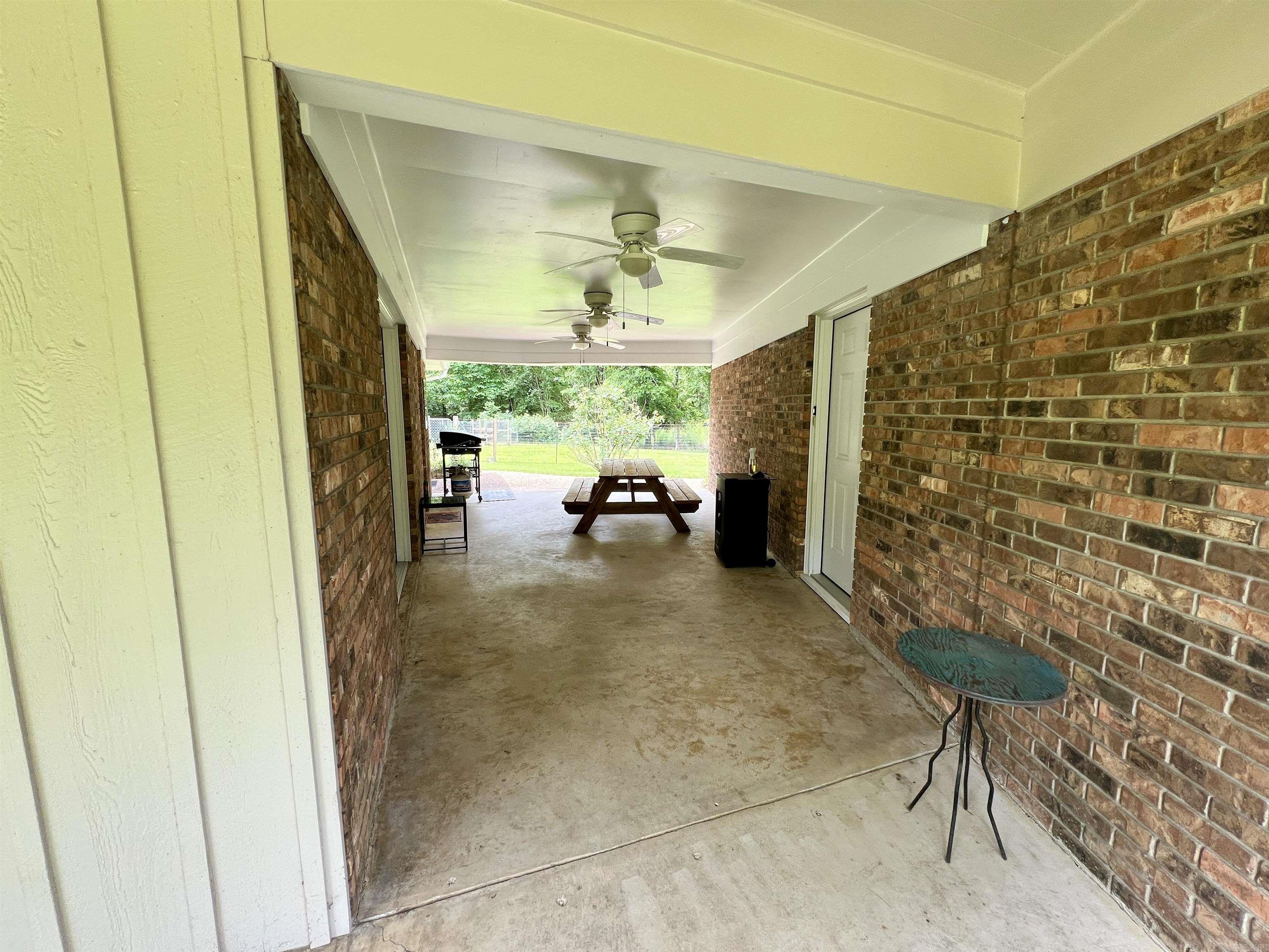 2901 Country Club  Arkadelphia, AR