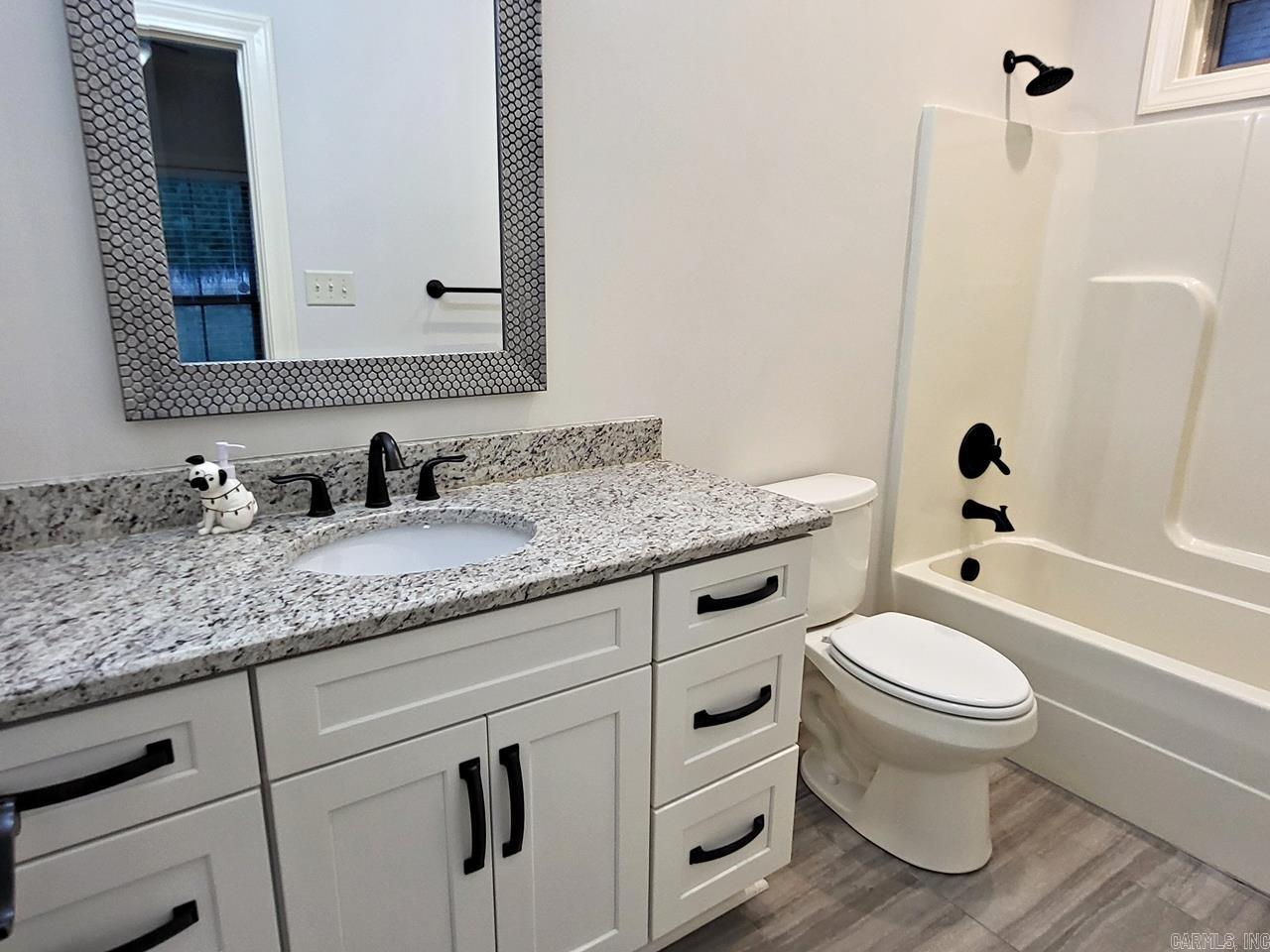 3205 Mallard Pointe Ln  Jonesboro, AR