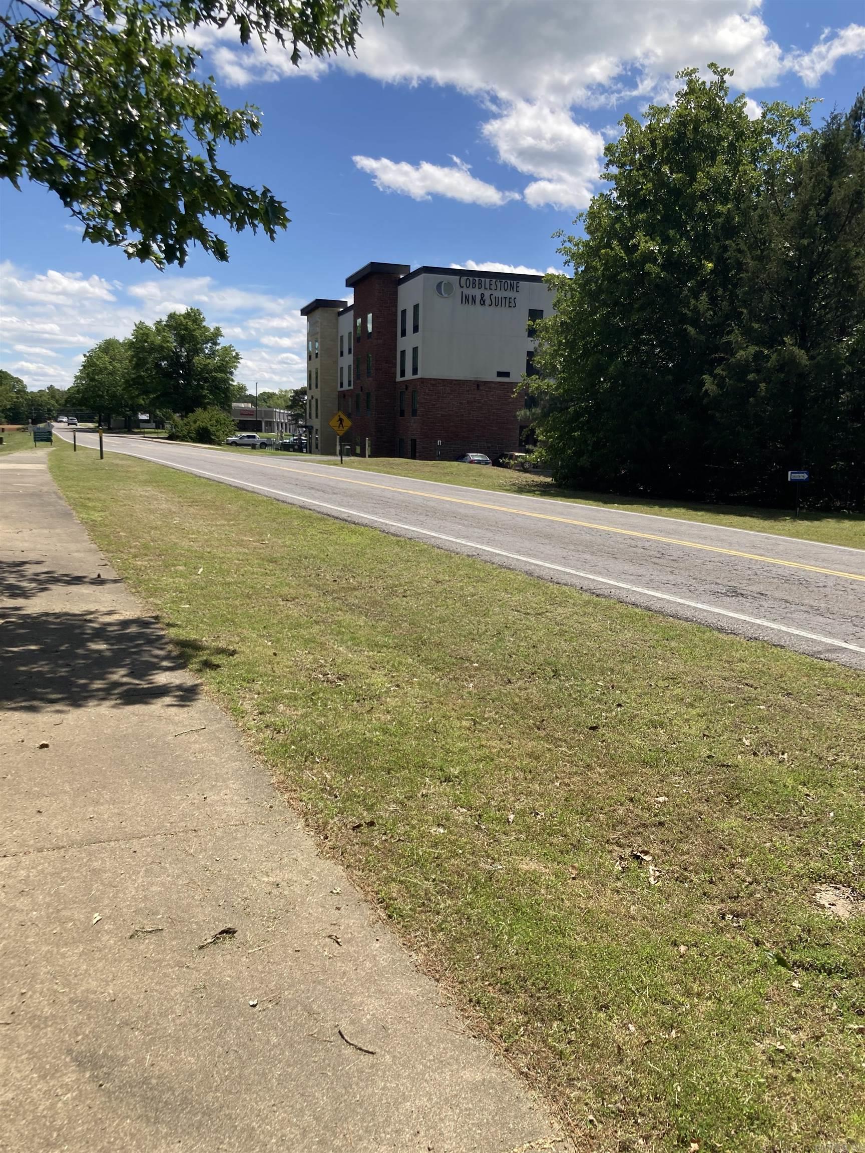 000 Dave Creek Pkwy  Fairfield Bay, AR
