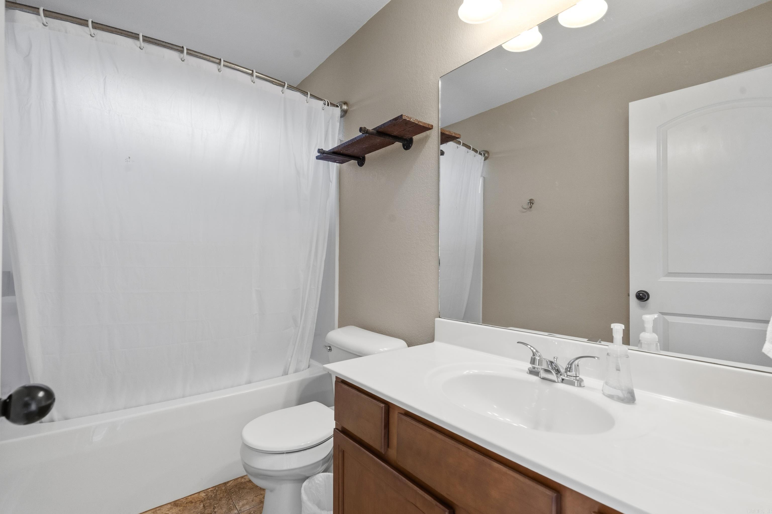 120 Hillshire  Hot Springs, AR