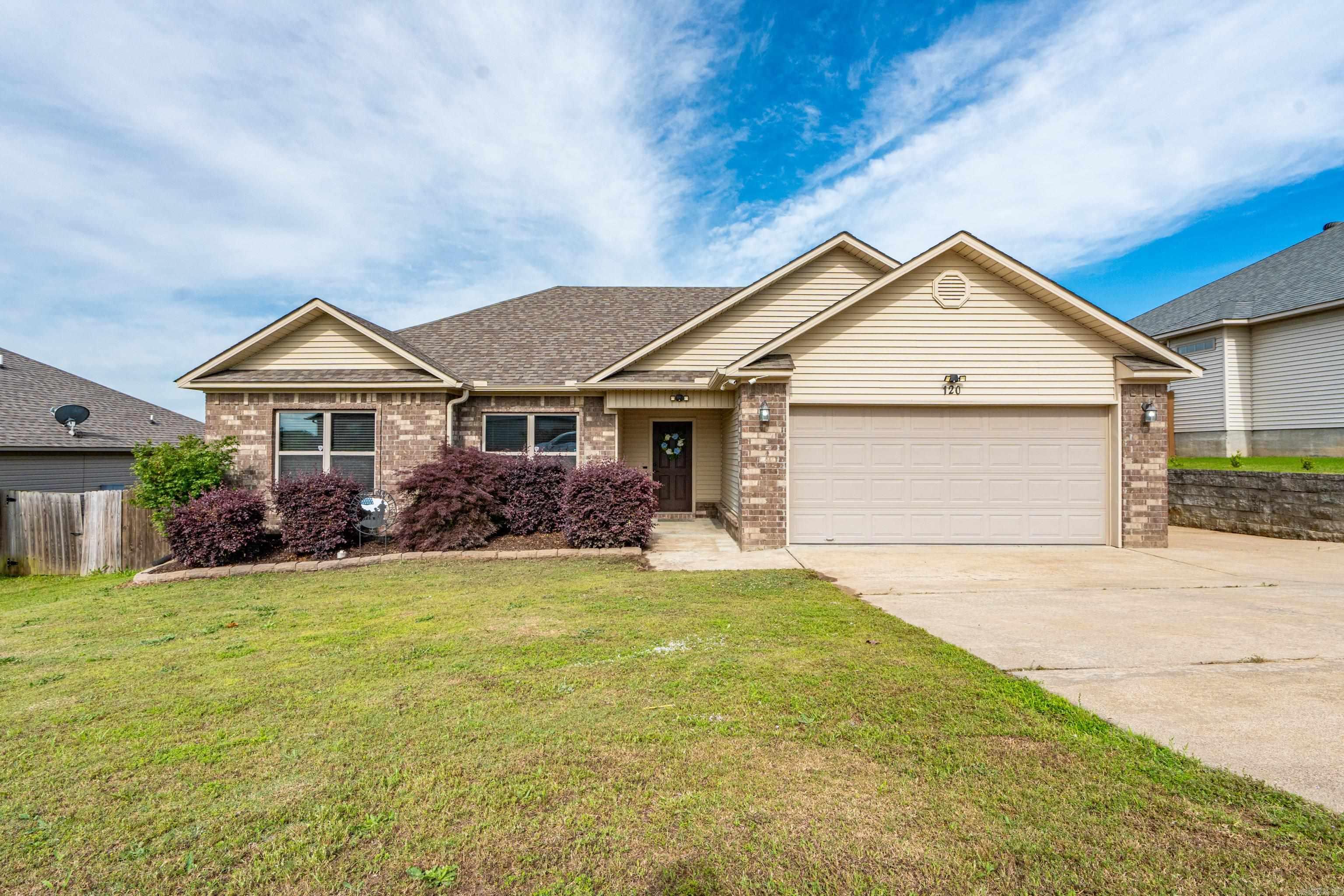 120 Hillshire  Hot Springs, AR