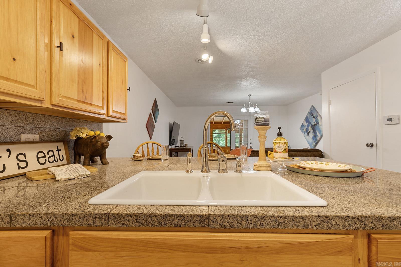 135 Hillview  Fairfield Bay, AR