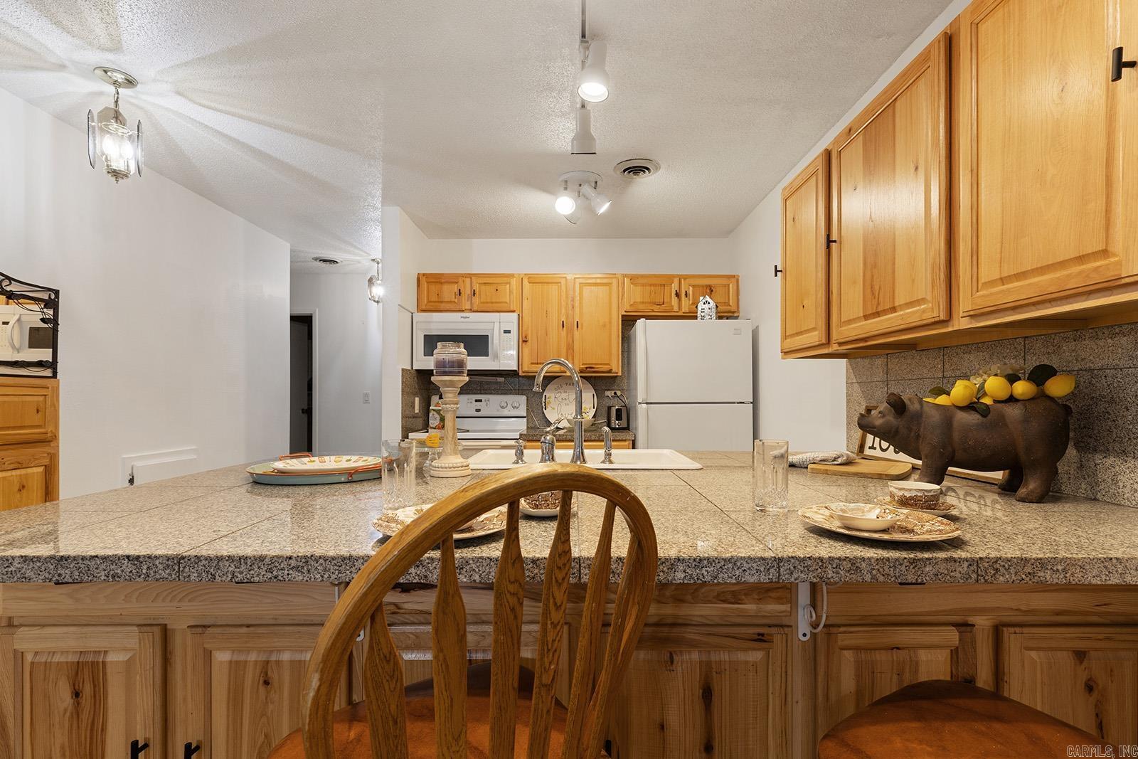 135 Hillview  Fairfield Bay, AR