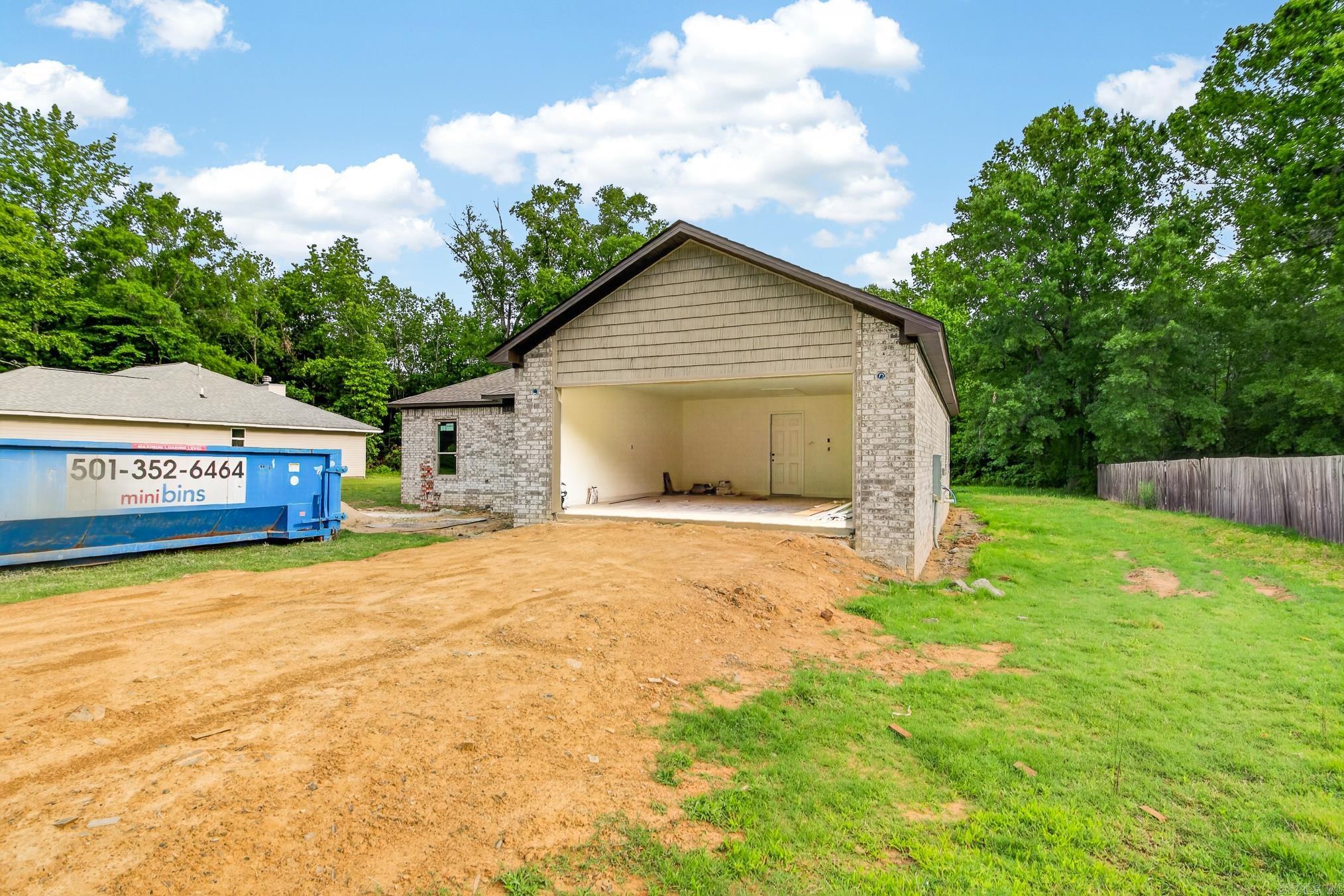 38 Shamsie  Ward, AR