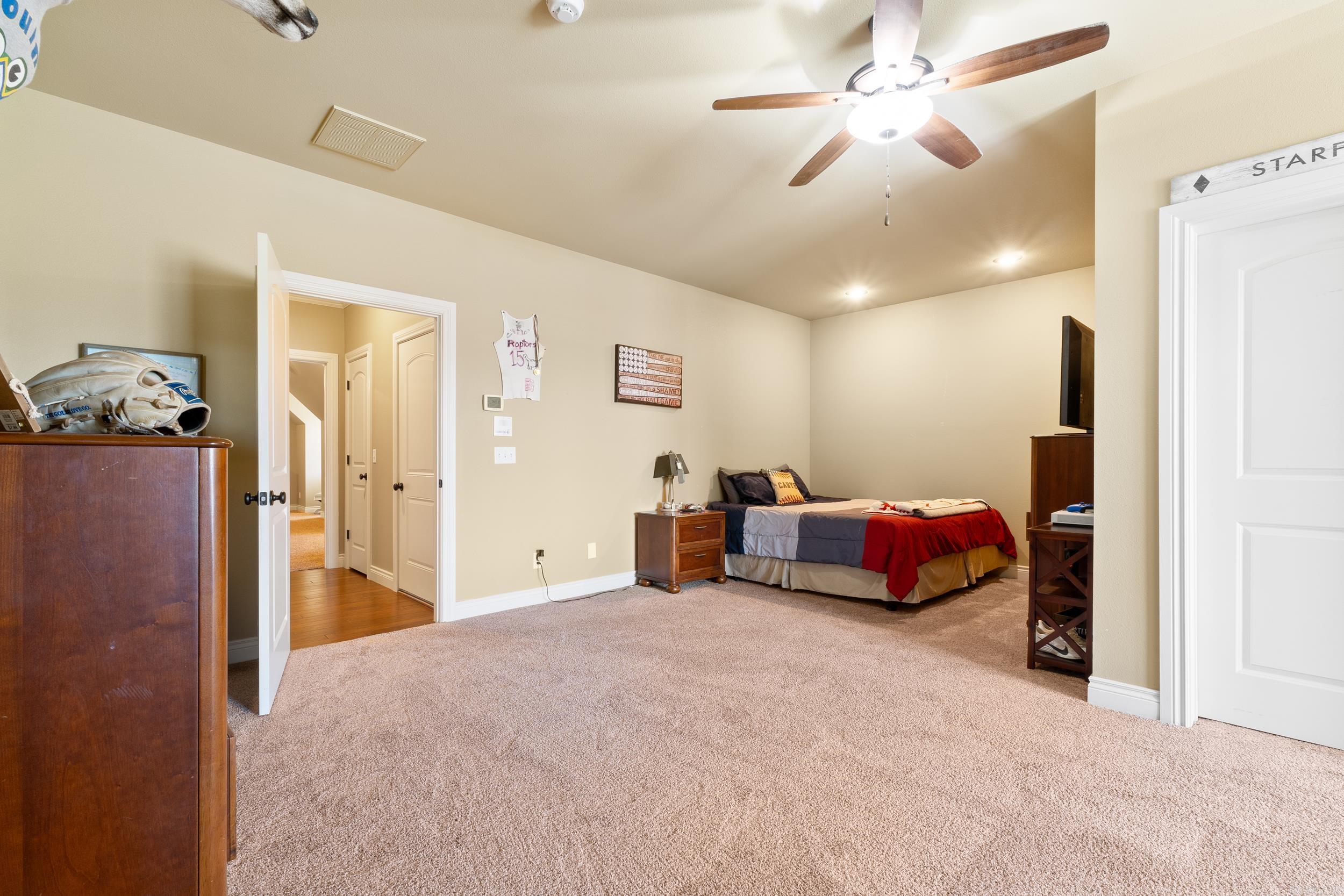 17 Prestwick  Mountain Home, AR