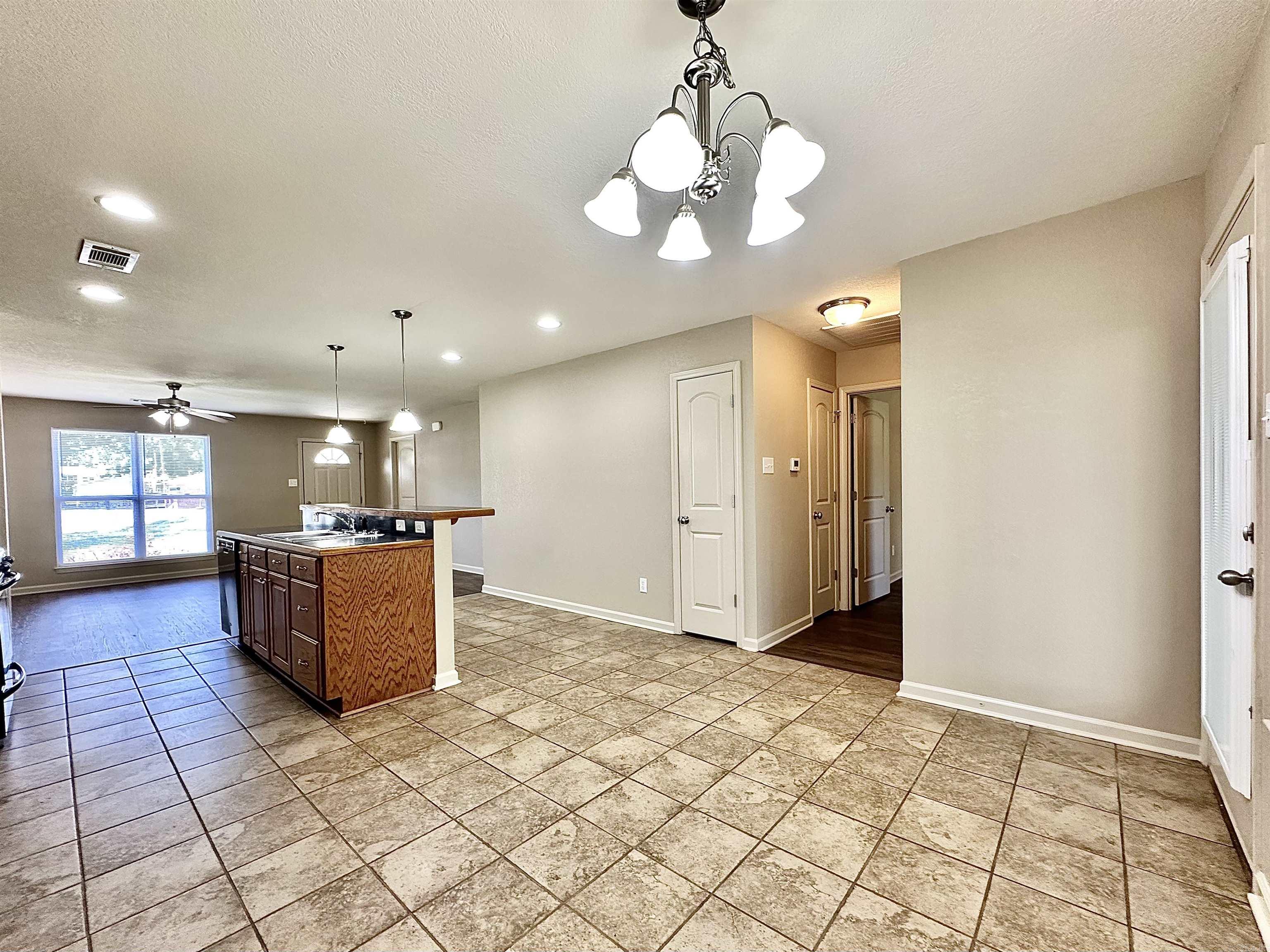 710 N Main  Sheridan, AR