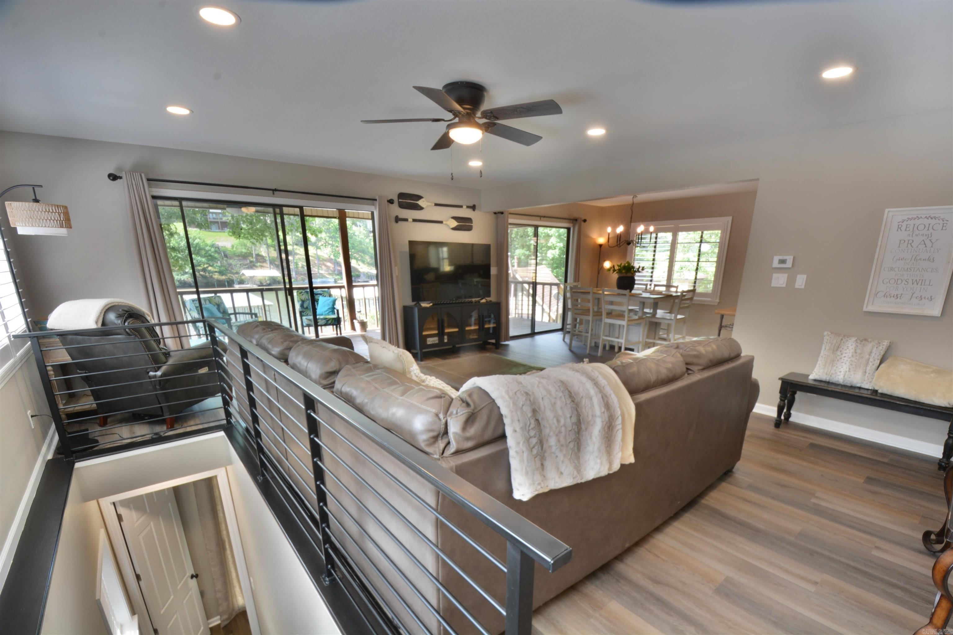 210 EDGEWATER 208 EDGEWATER CIRCLE Hot Springs, AR