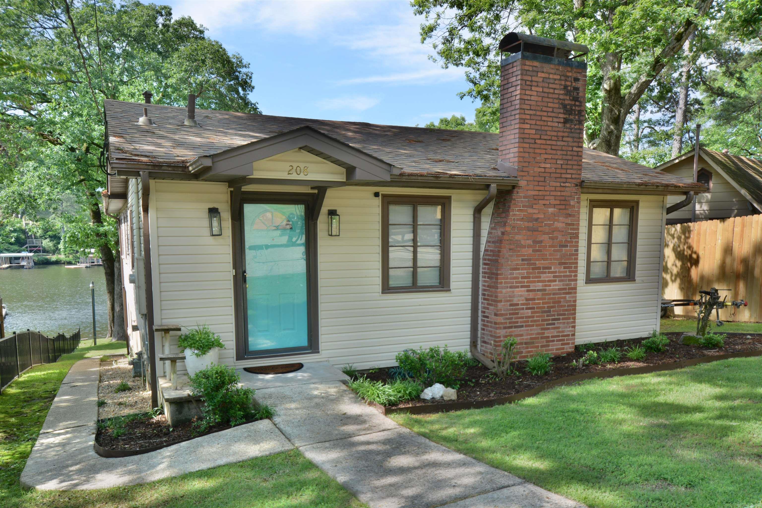 210 EDGEWATER 208 EDGEWATER CIRCLE Hot Springs, AR