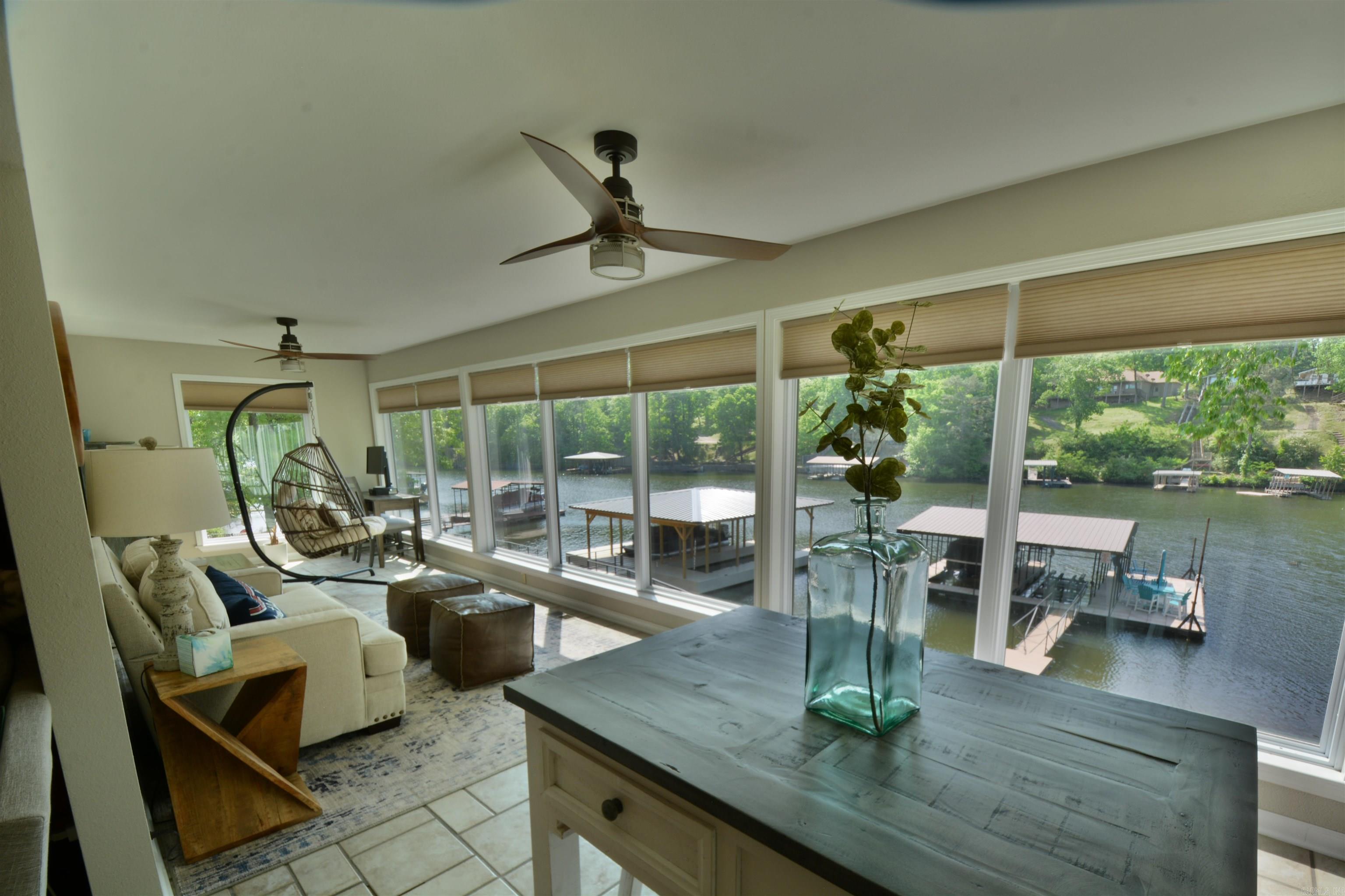 210 EDGEWATER 208 EDGEWATER CIRCLE Hot Springs, AR