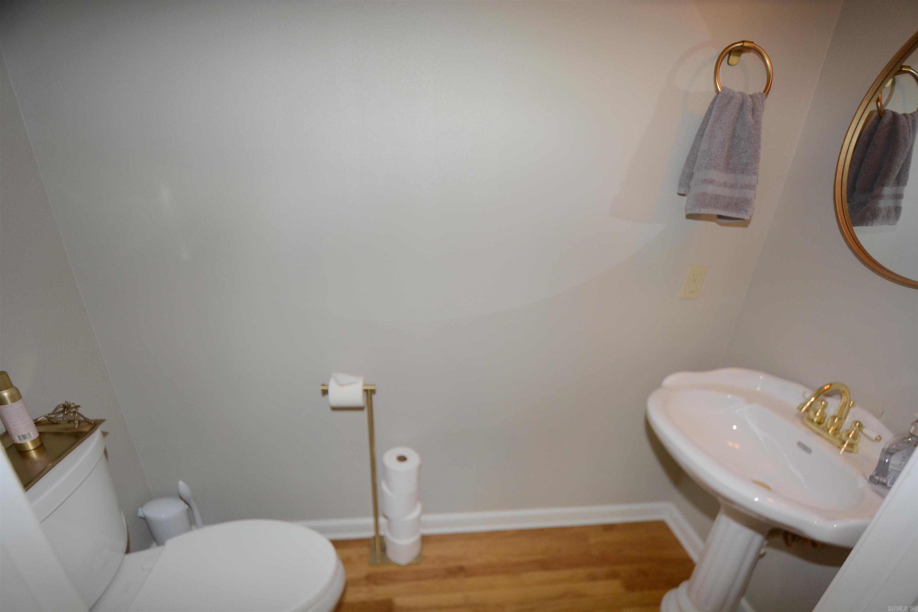 210 EDGEWATER 208 EDGEWATER CIRCLE Hot Springs, AR