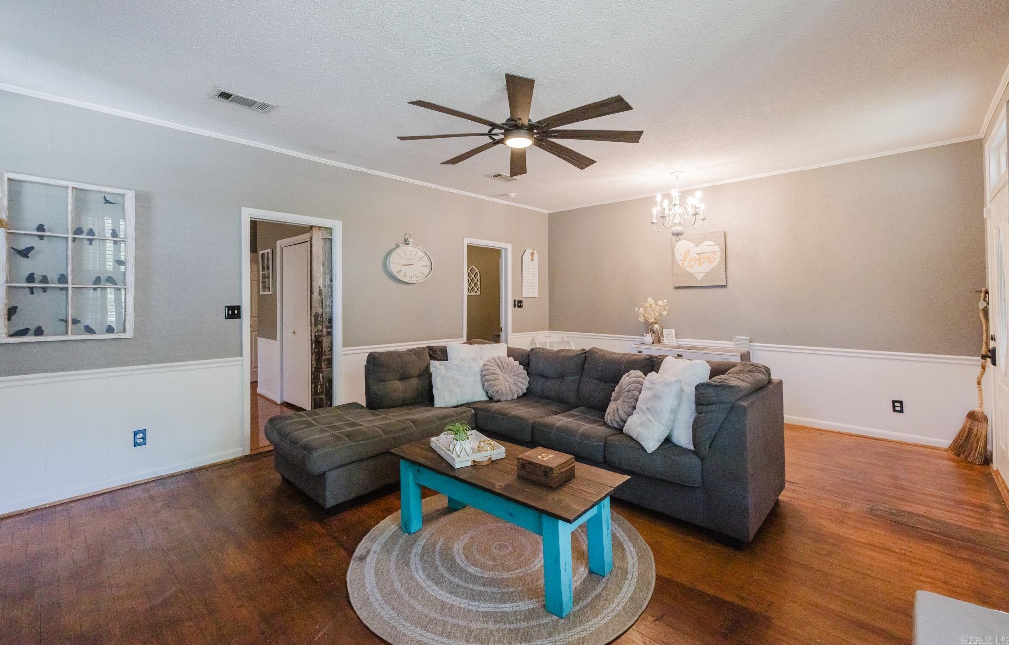 107 E Sullenberger  Malvern, AR