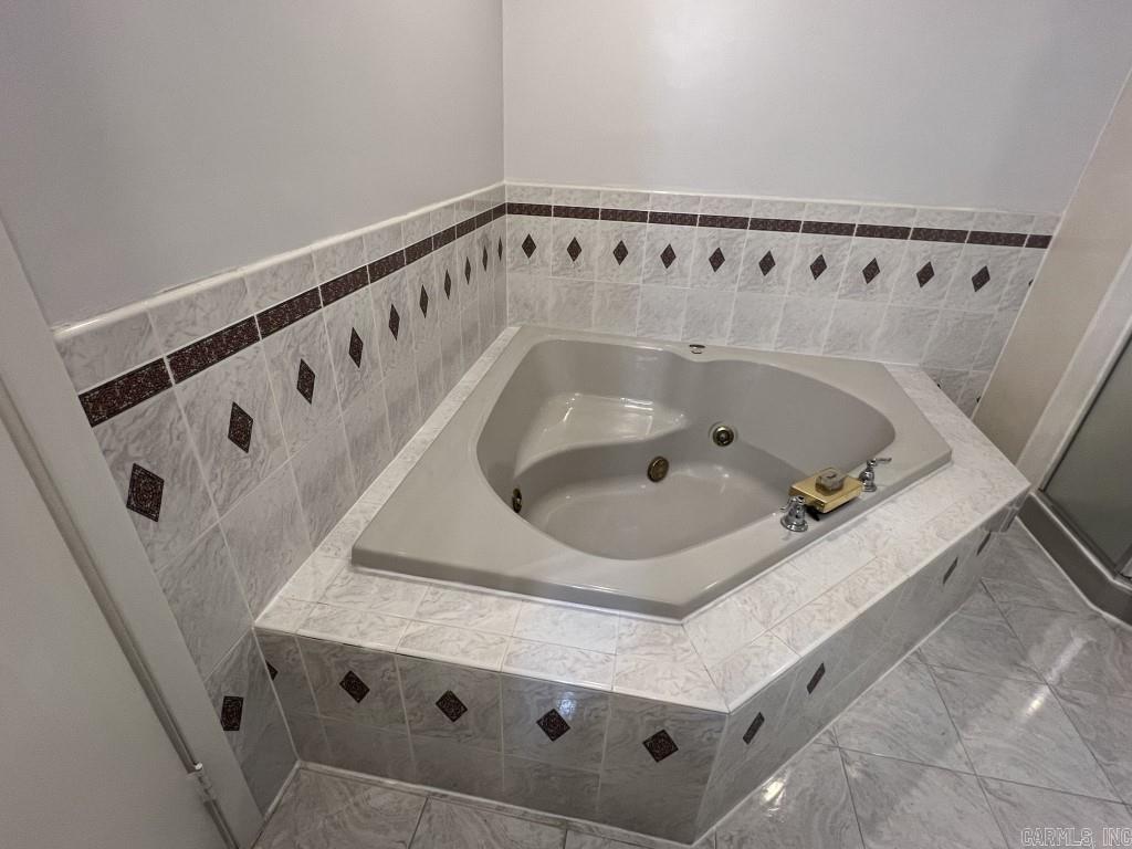 172 Cordero Lane  Hot Springs Village, AR