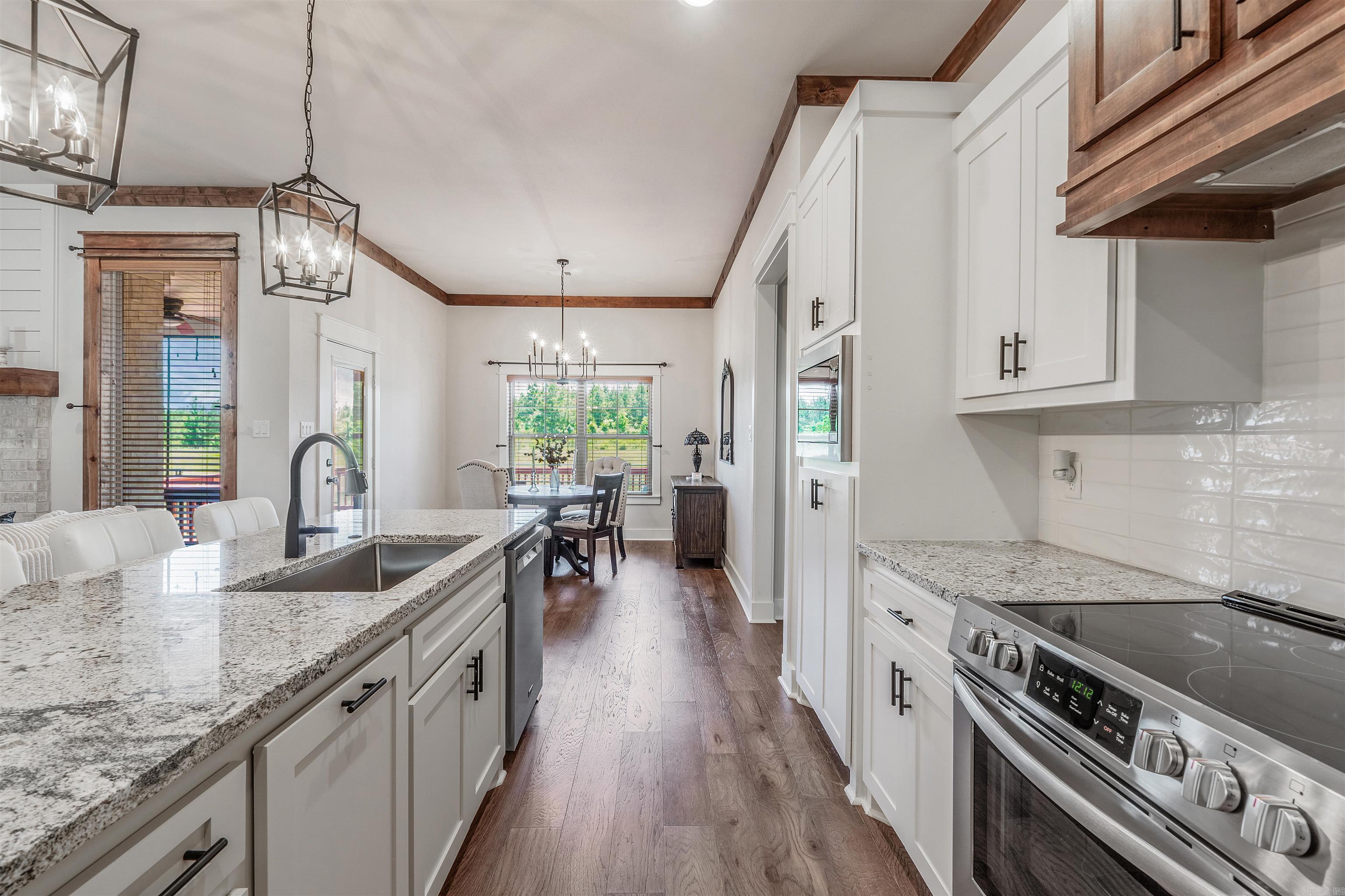 10600 Gunter Loop  Benton, AR