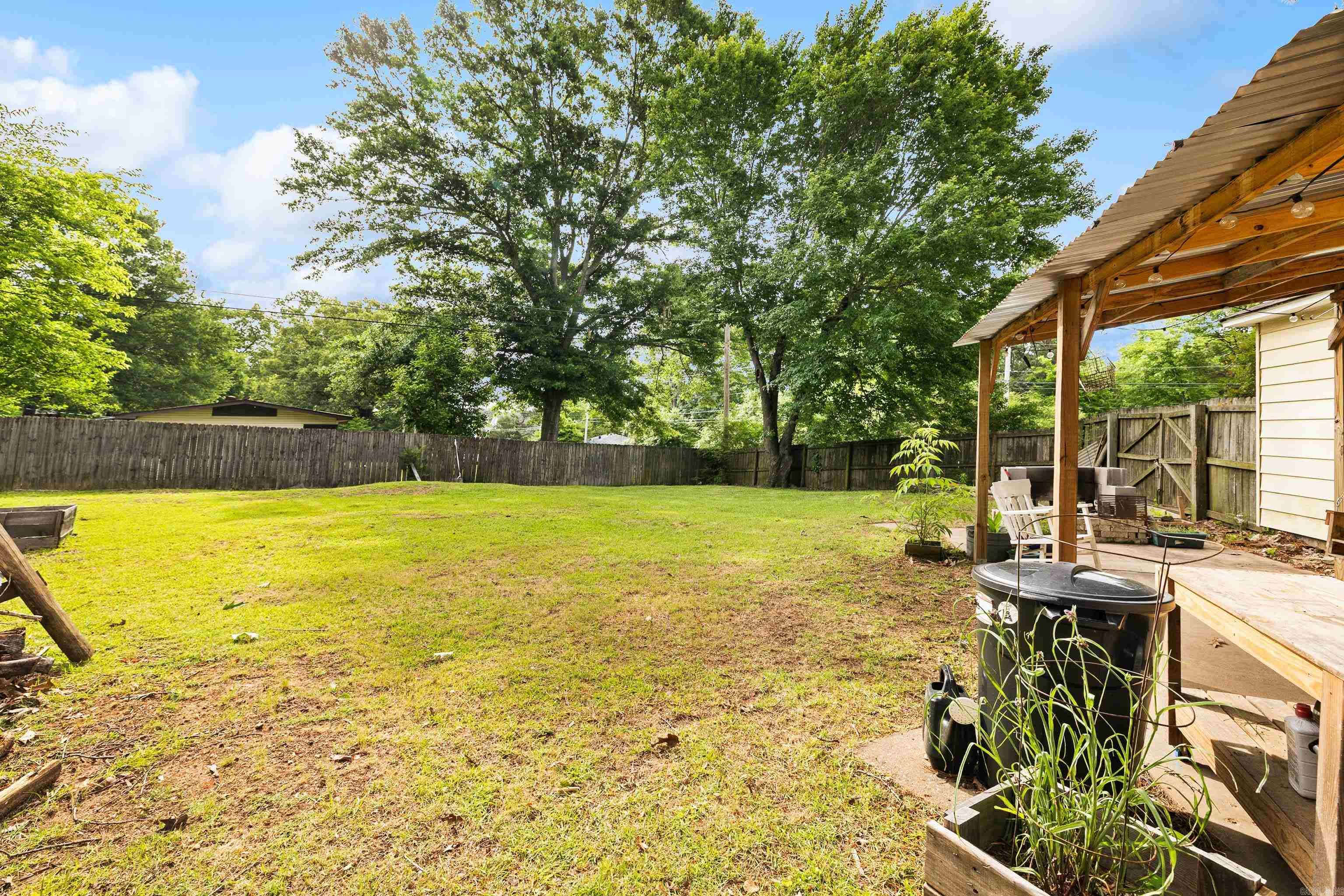 903 Oakwood  Benton, AR