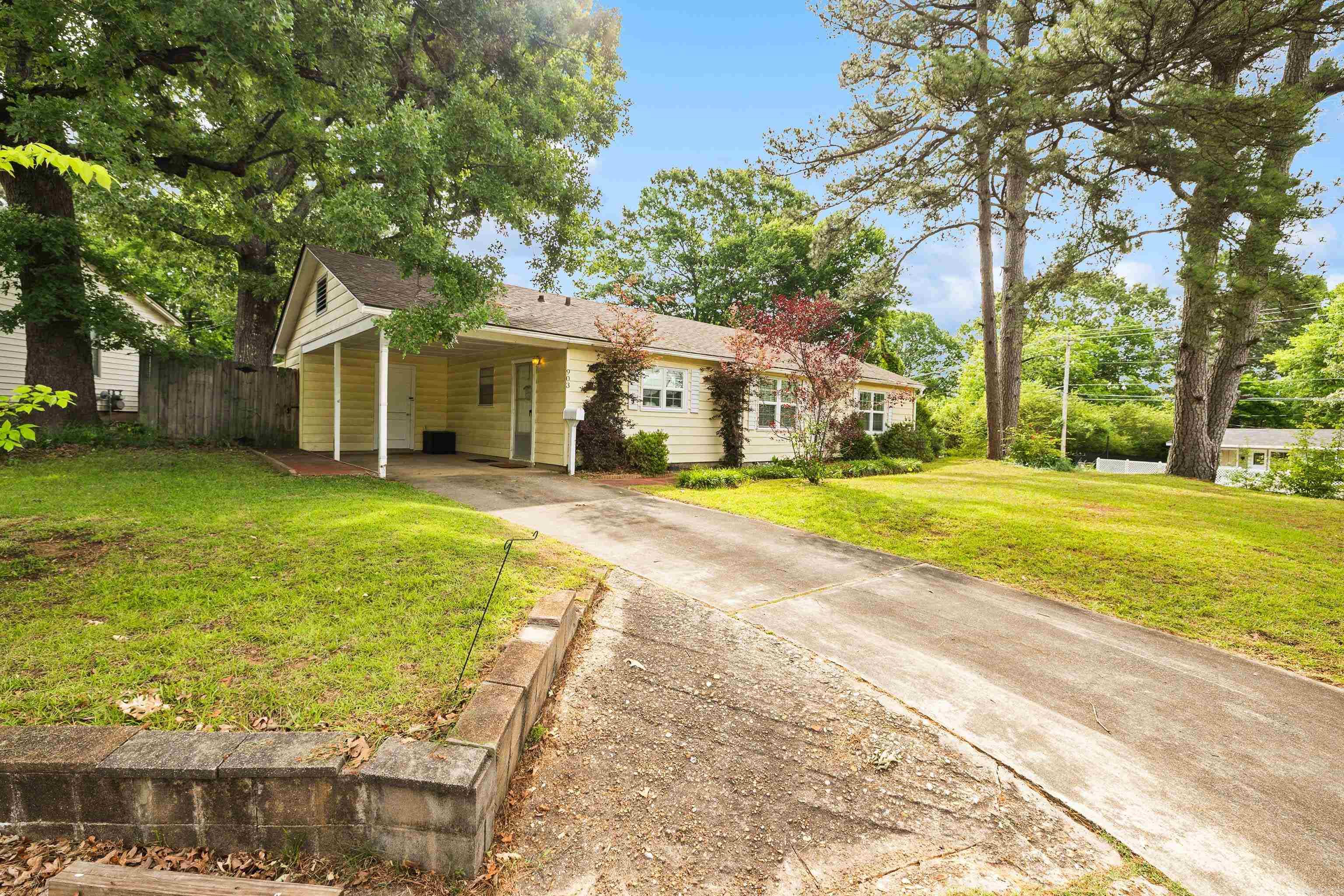 903 Oakwood  Benton, AR