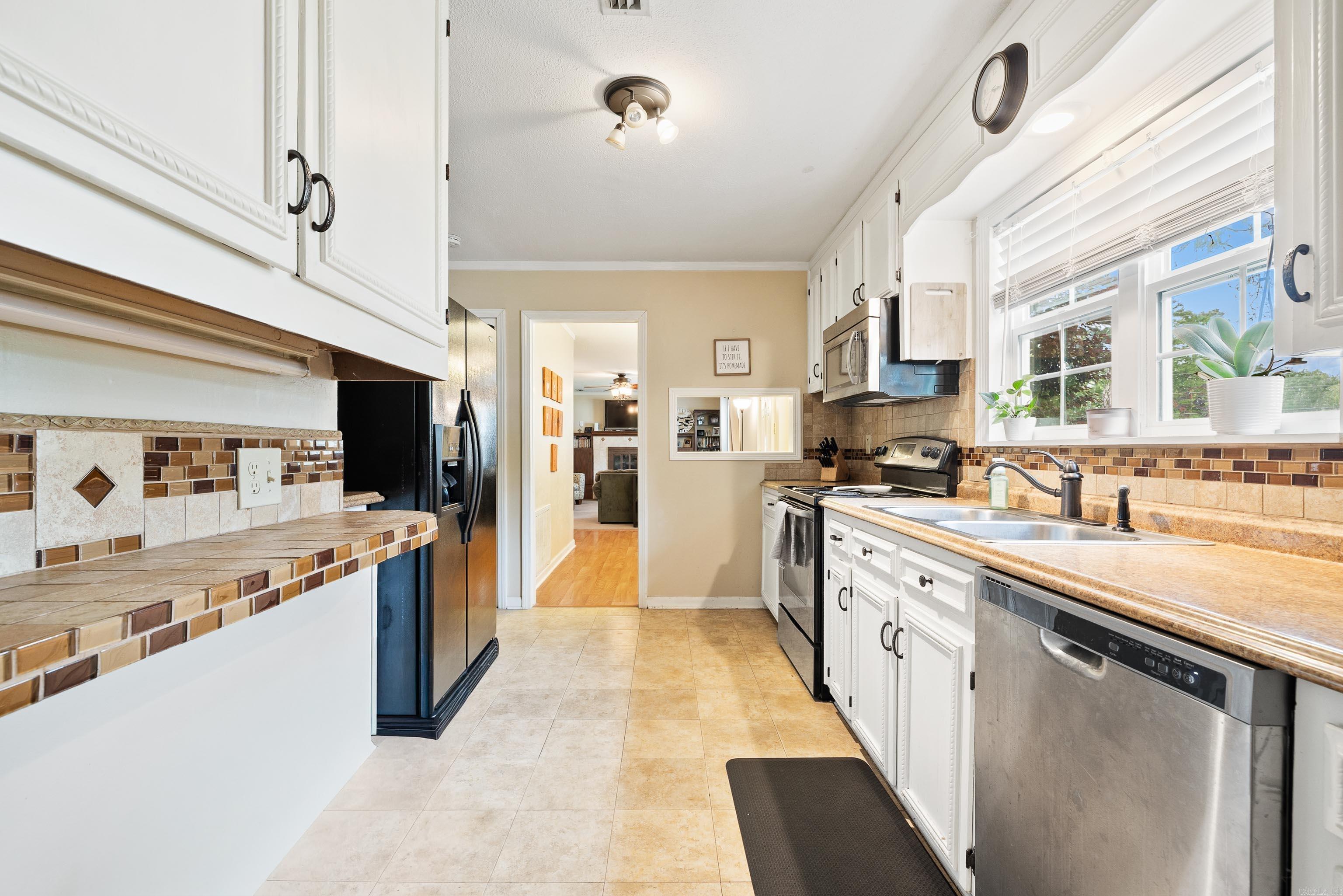 903 Oakwood  Benton, AR