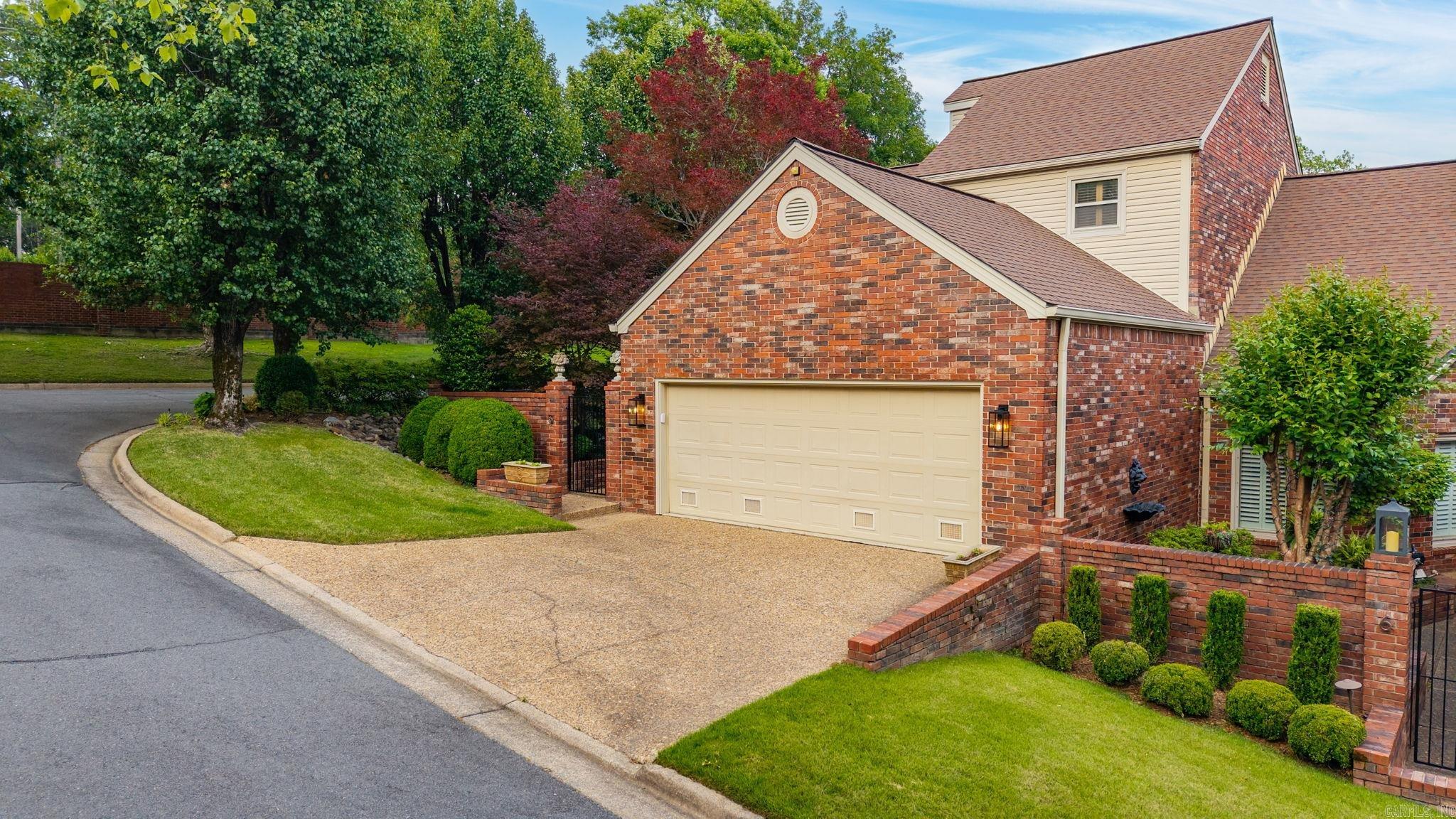 801 Pleasant Valley Dr. #5  Little Rock, AR