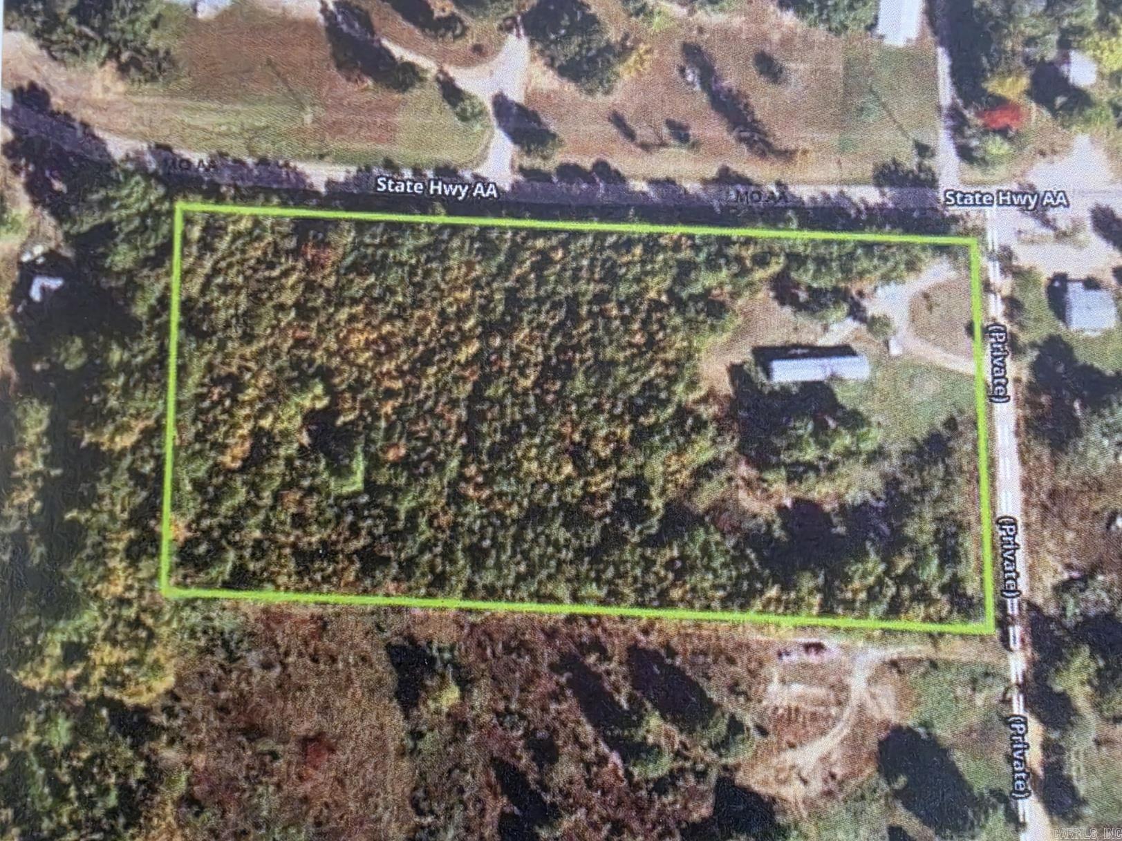 11 private road AA-84  Alton, OR