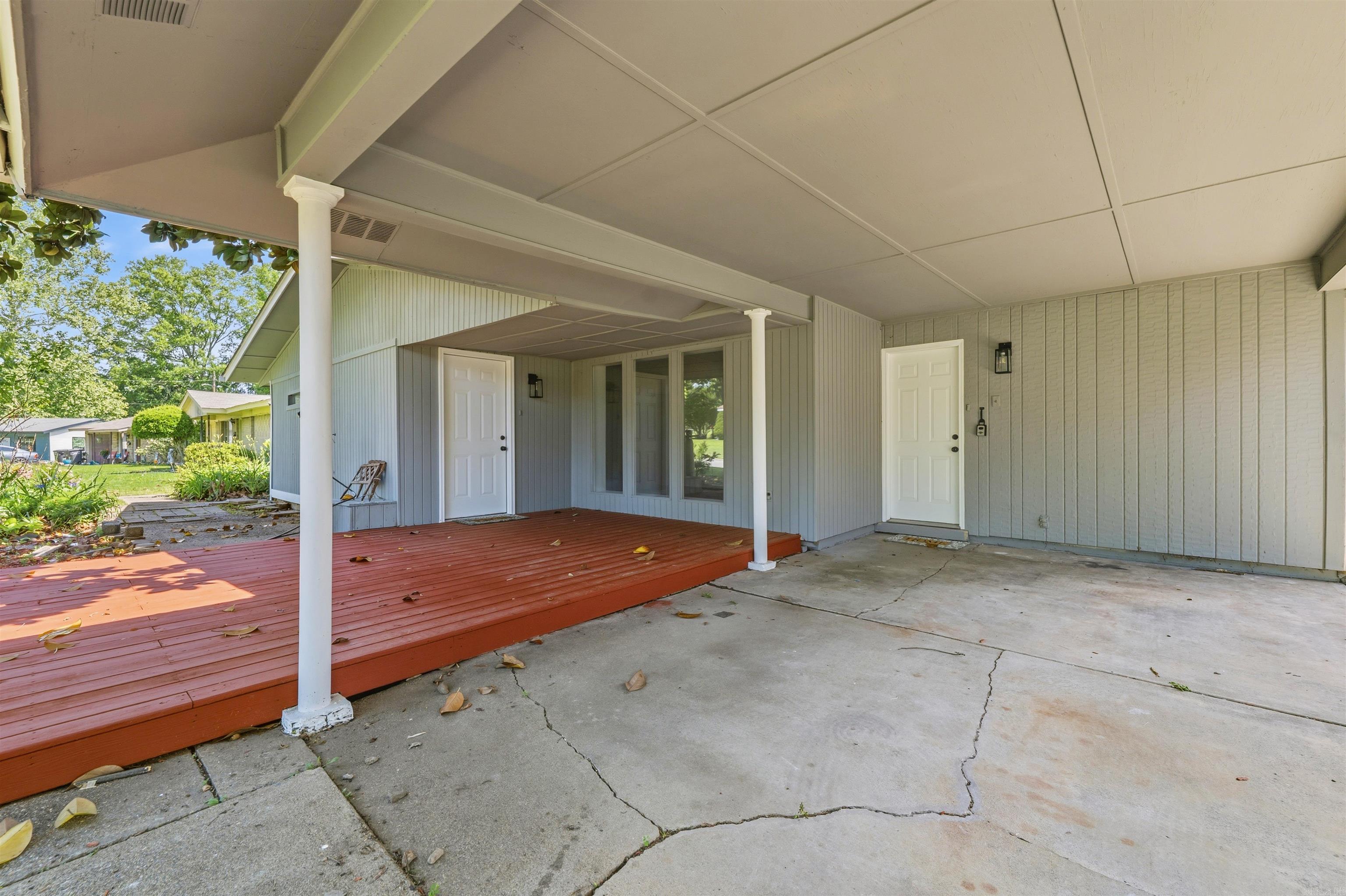15 Phyllis Ct  Jacksonville, AR