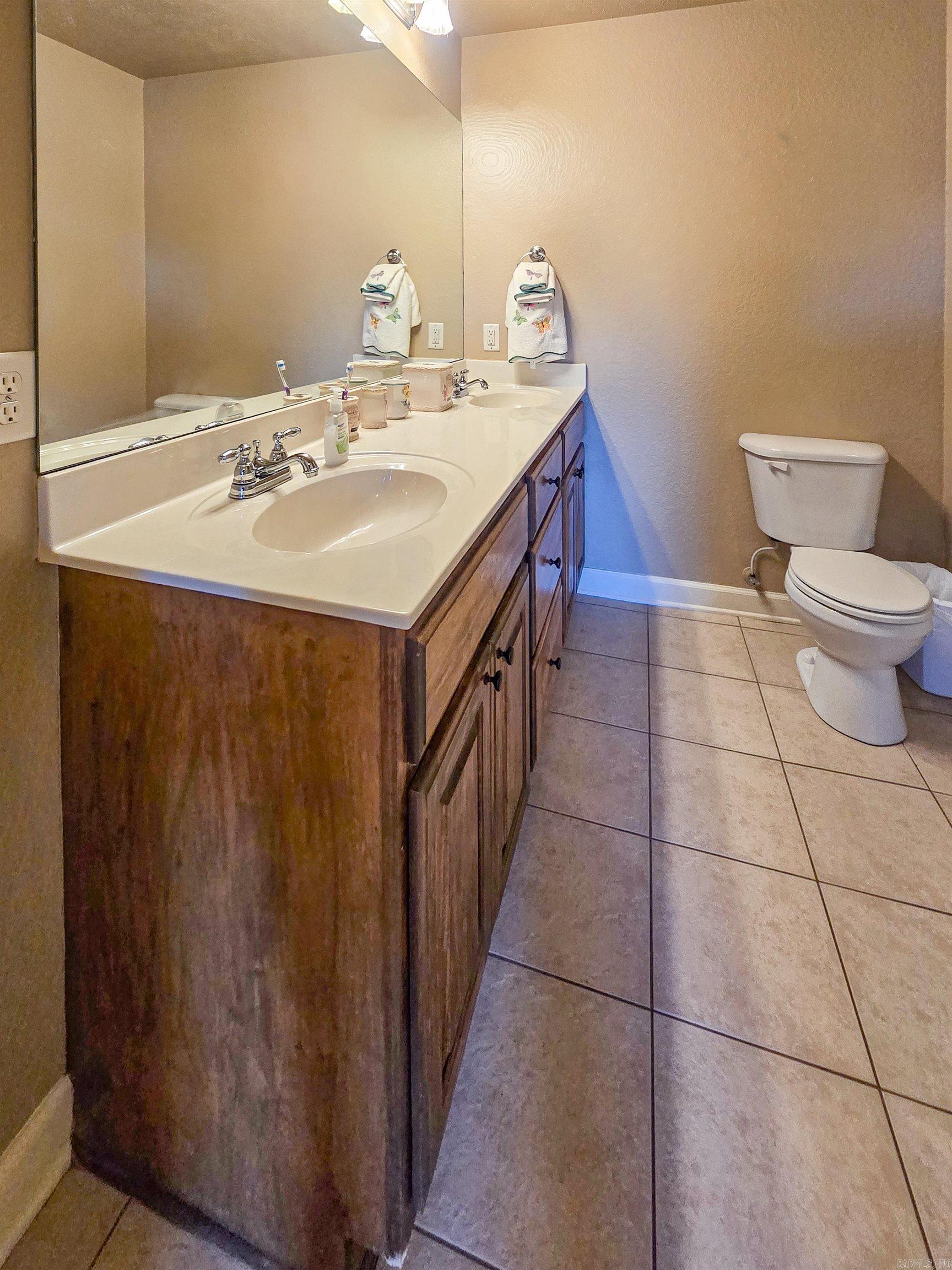 5 Turquoise  Greenbrier, AR