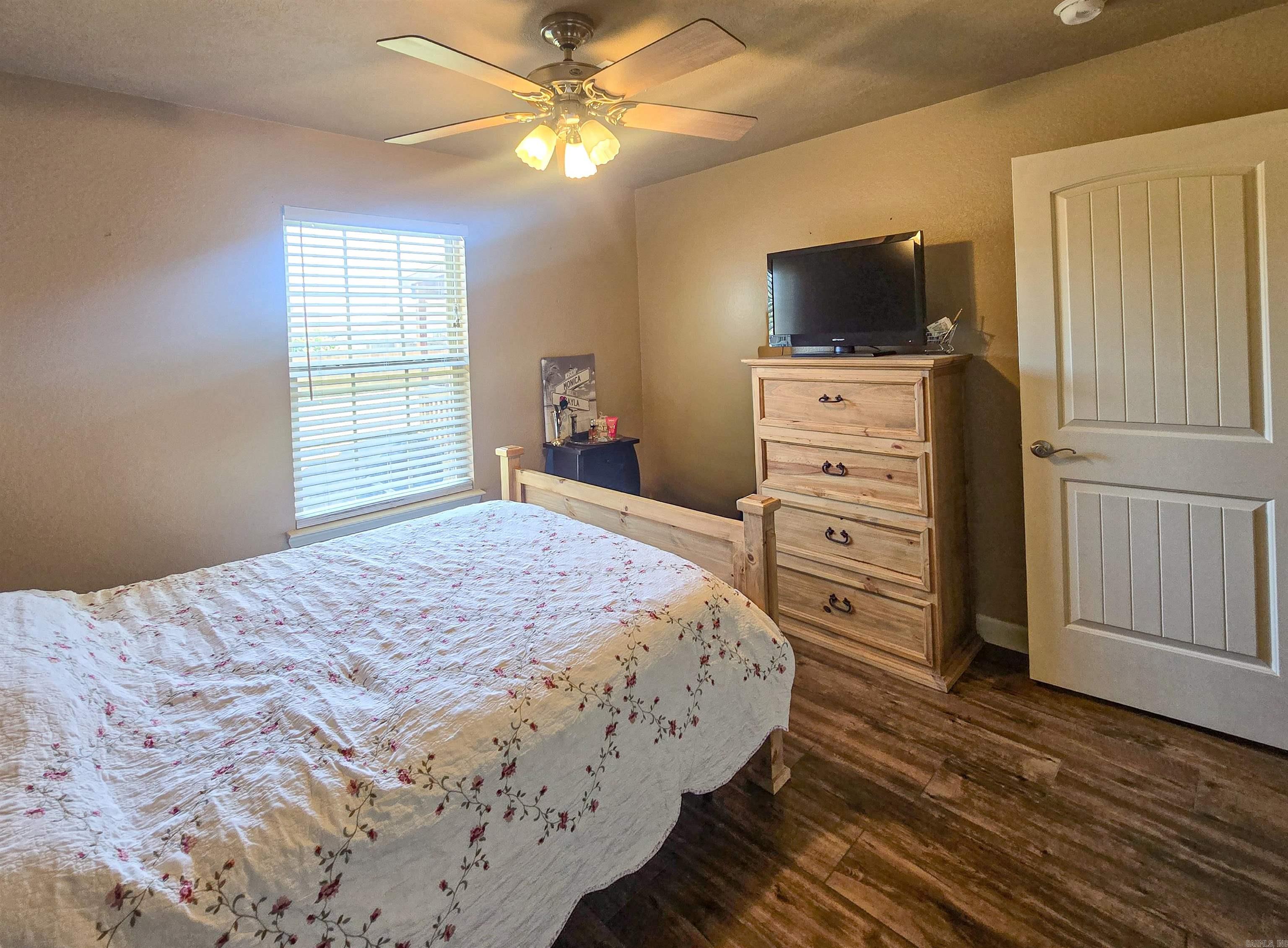 5 Turquoise  Greenbrier, AR