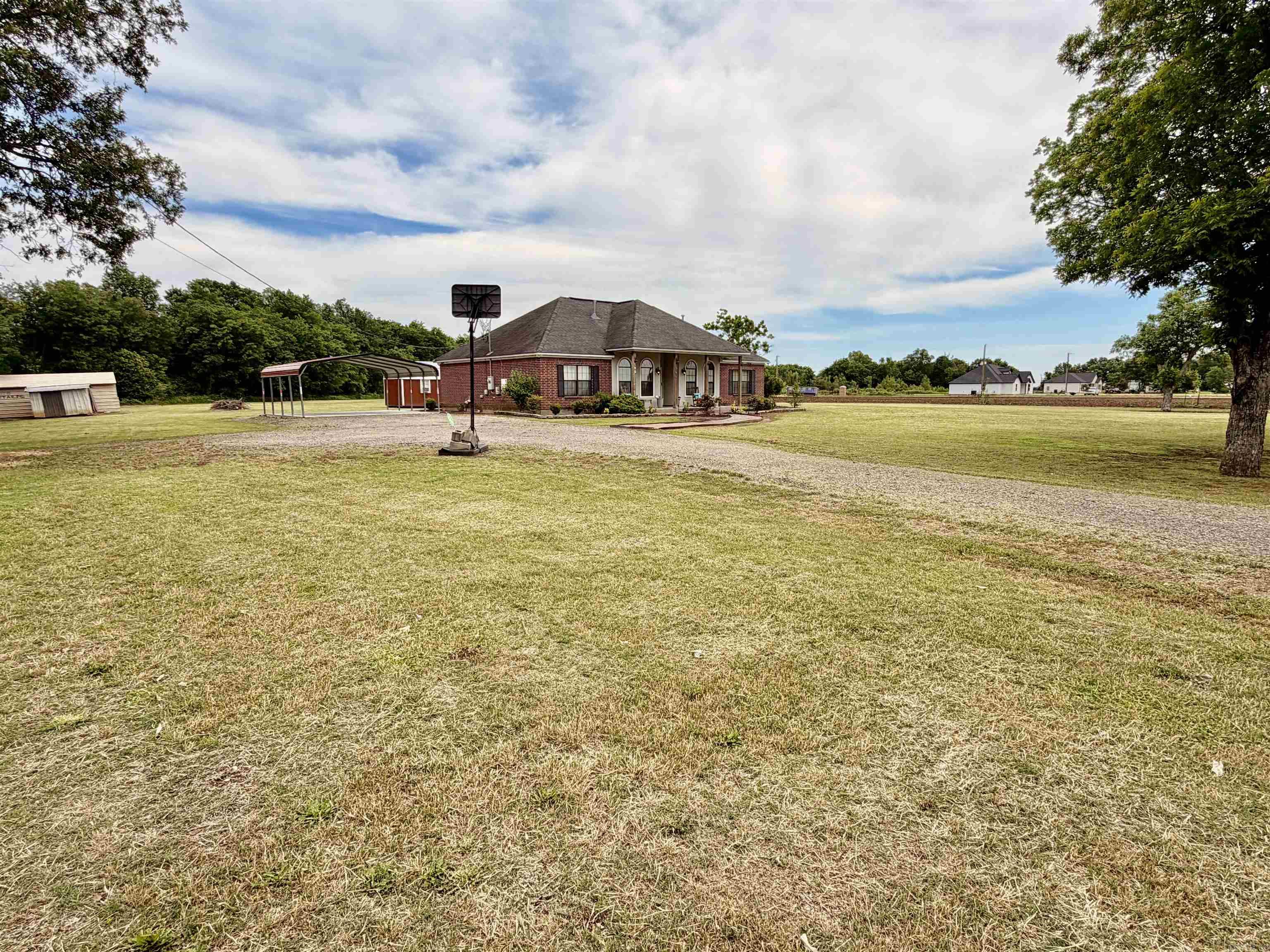 109 Masonville  McGehee, AR