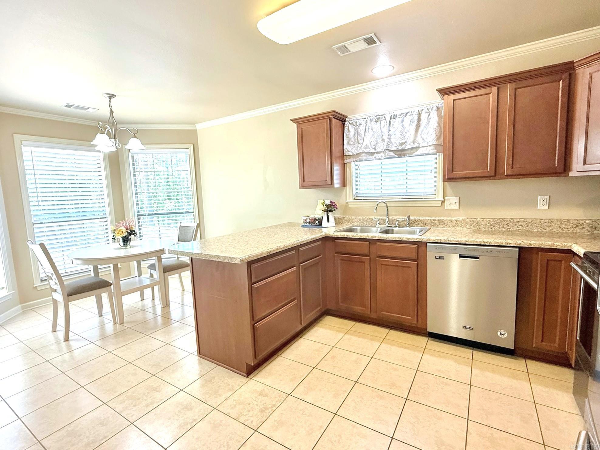 5515 Heritage Valley  Benton, AR