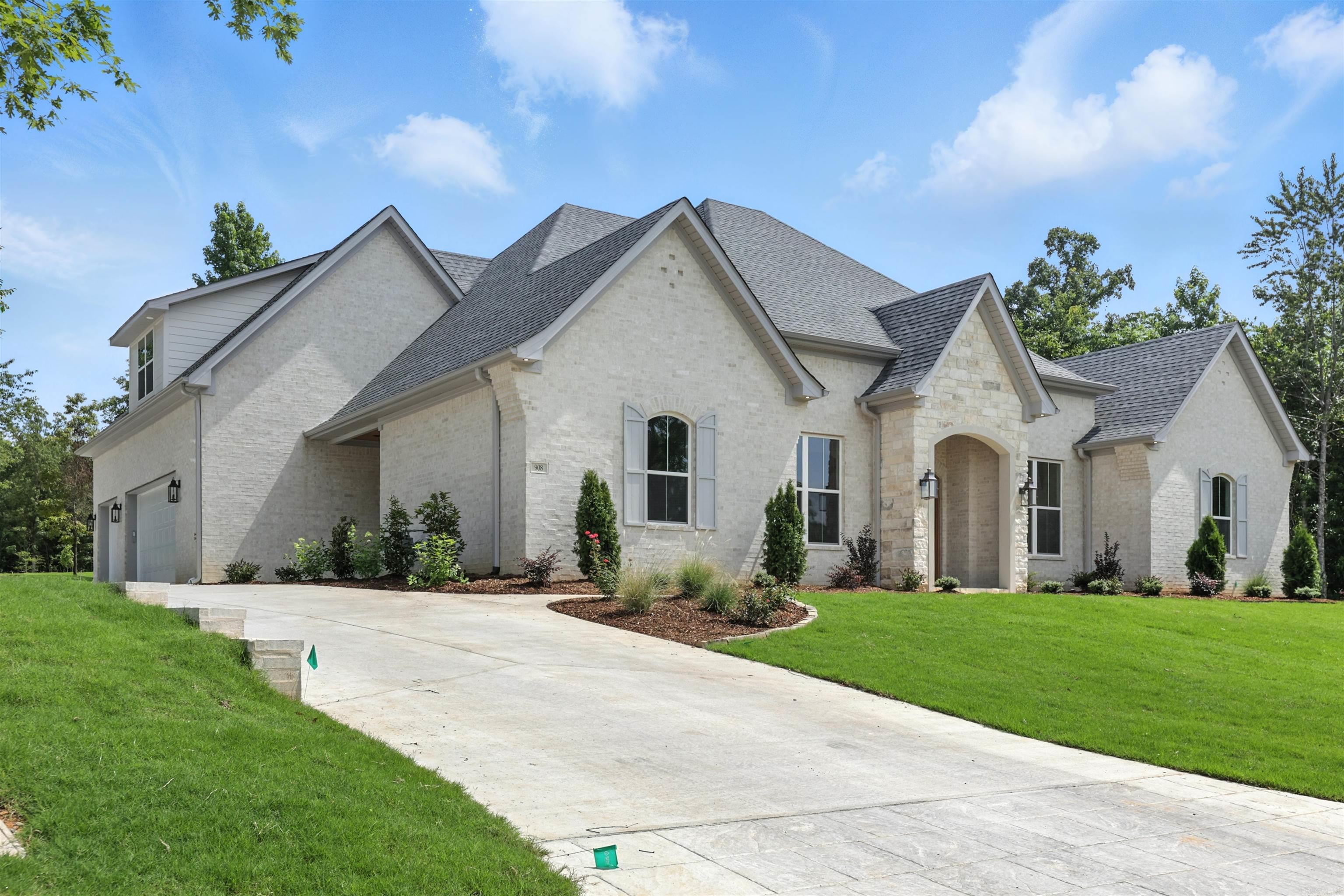 908 Cimarron  Benton, AR
