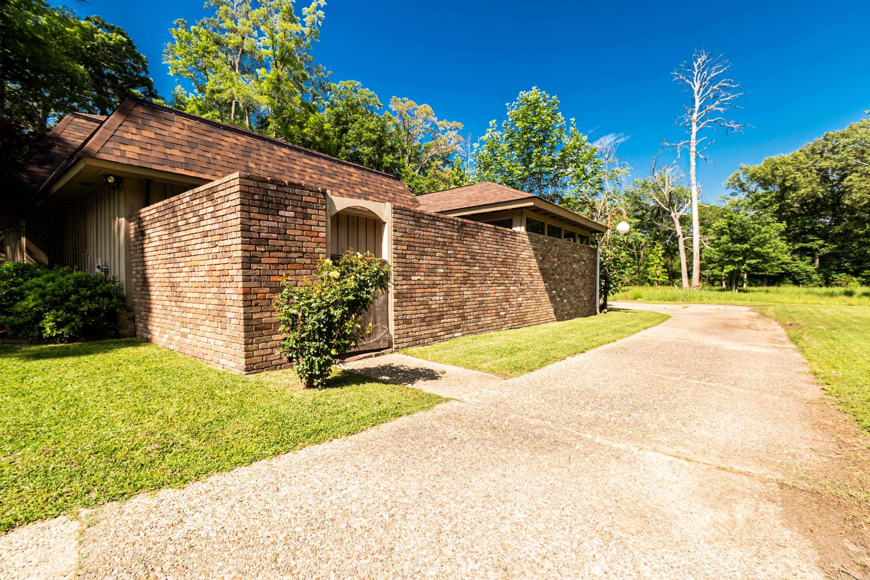 166 Glenridge Pkwy  El Dorado, AR