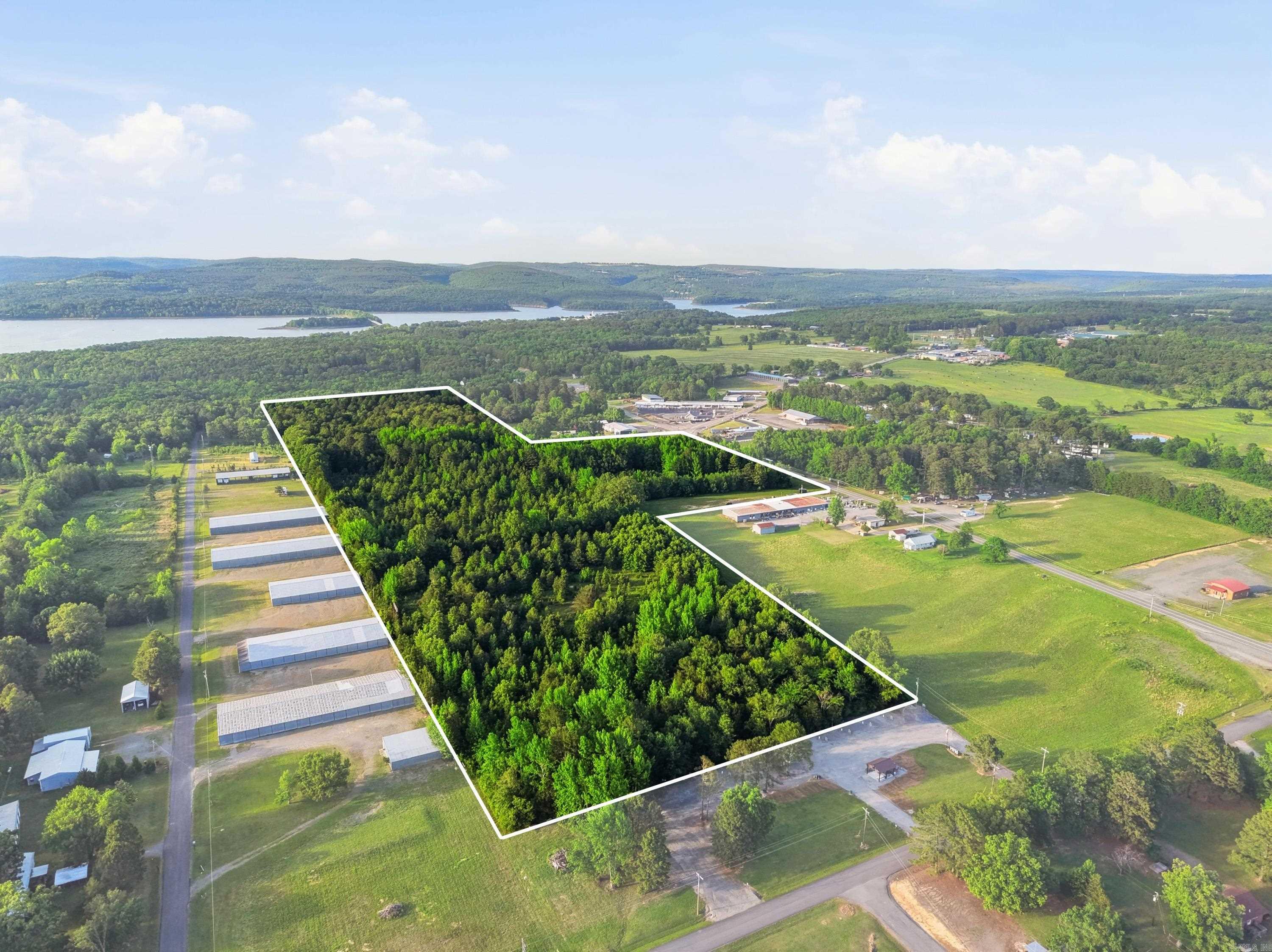 00 Hwy 16  Greers Ferry, AR