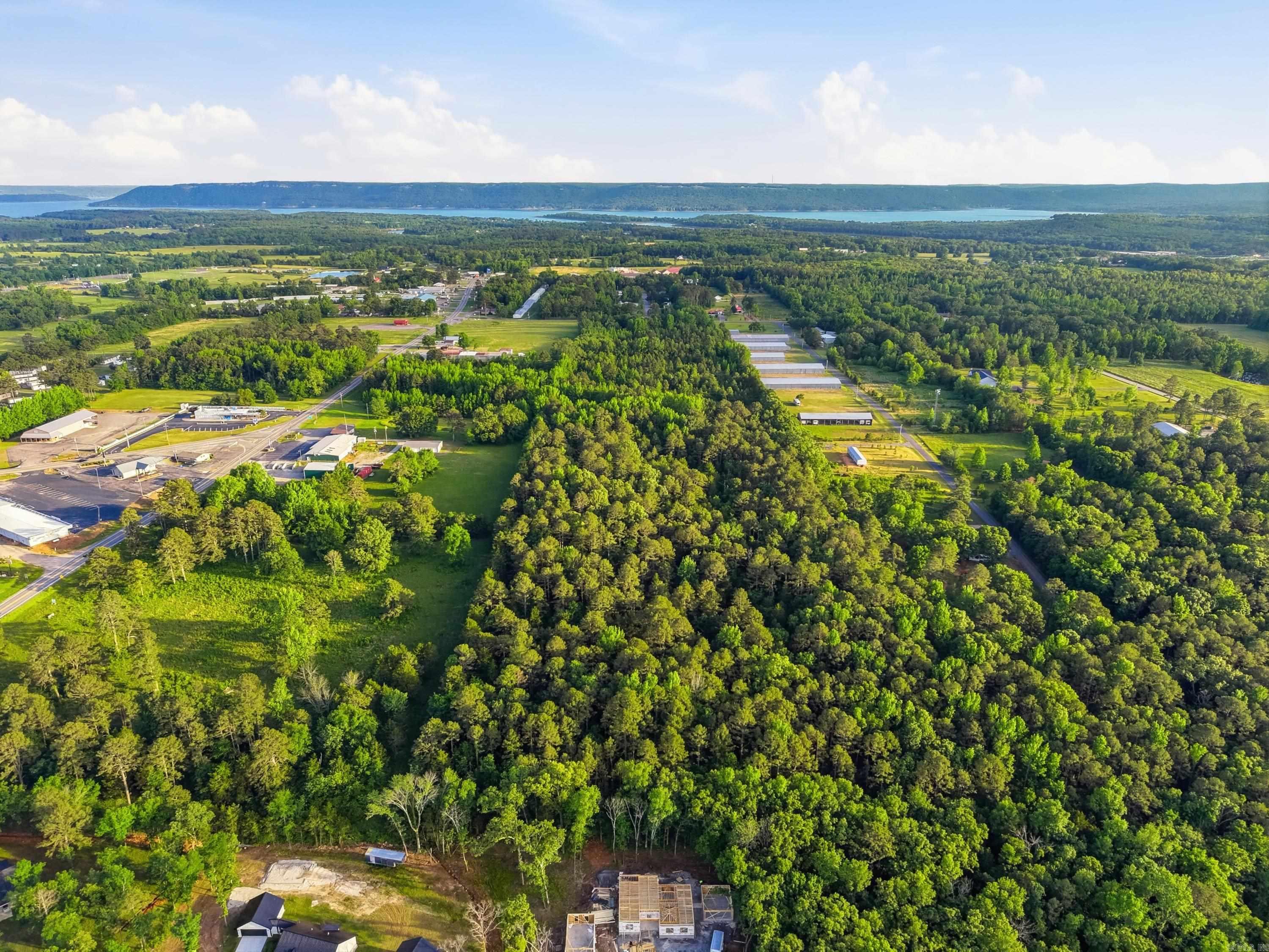 00 Hwy 16  Greers Ferry, AR