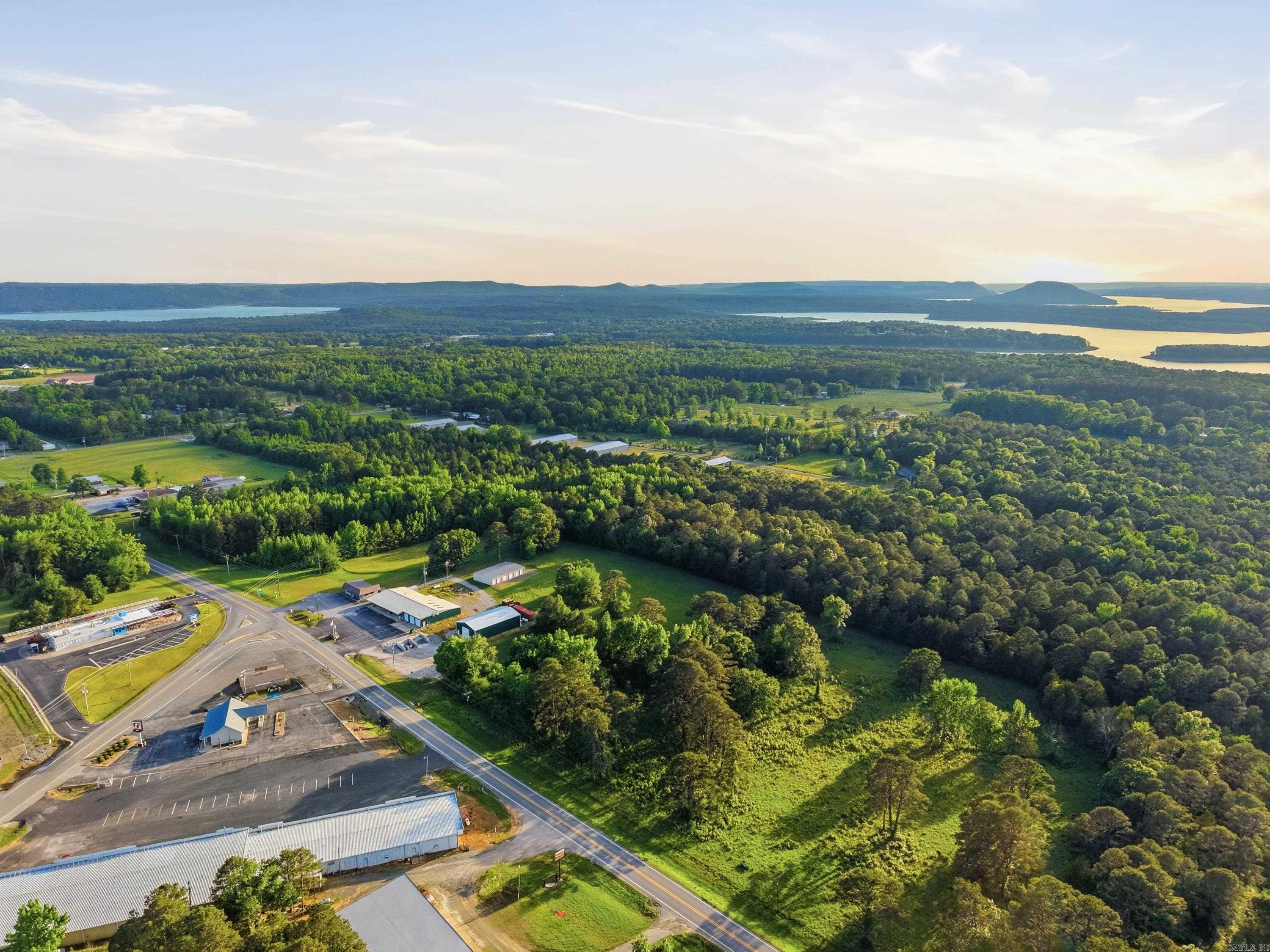 00 Hwy 16  Greers Ferry, AR