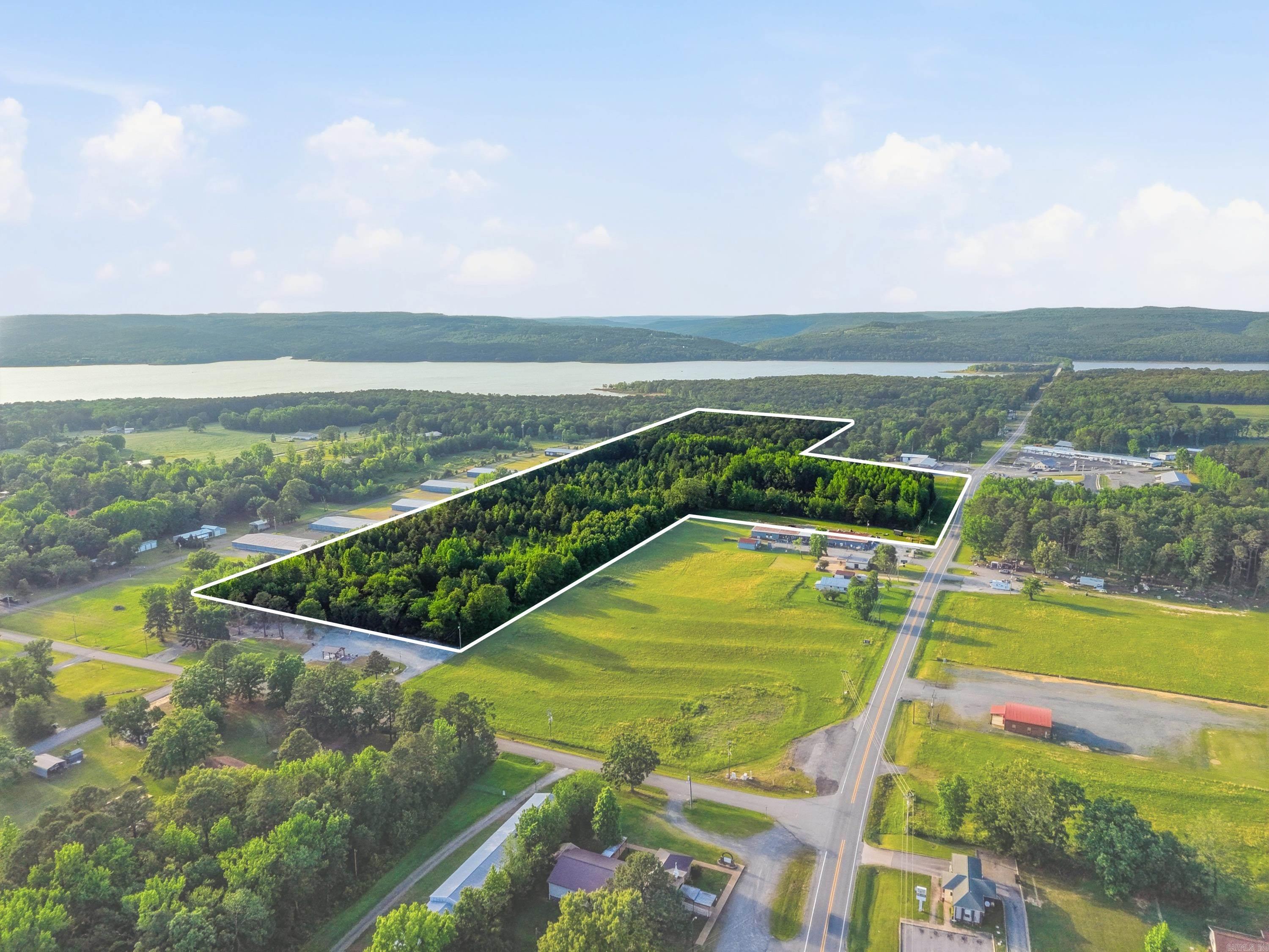 00 Hwy 16  Greers Ferry, AR