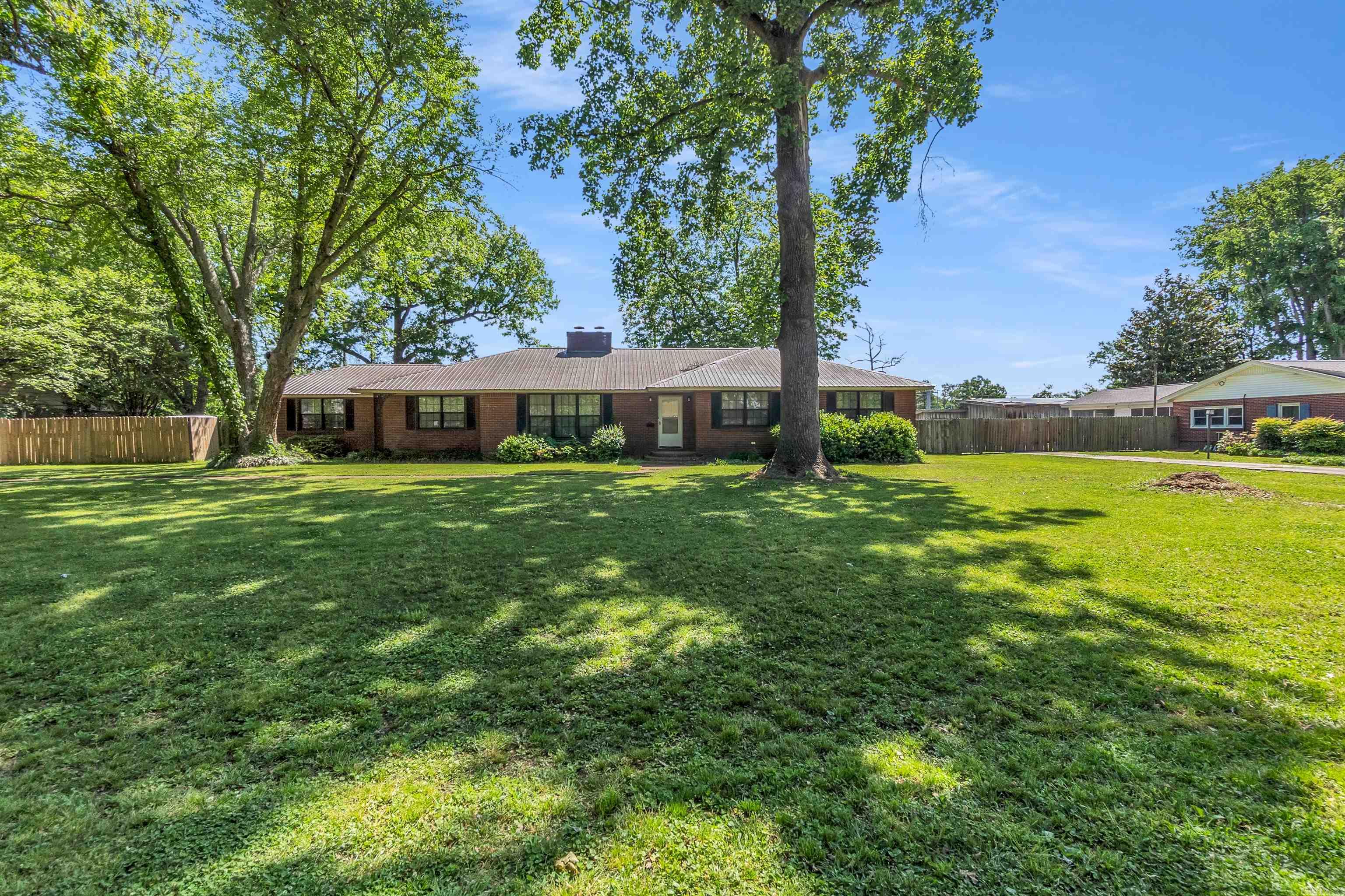 127 East Drive  Osceola, AR