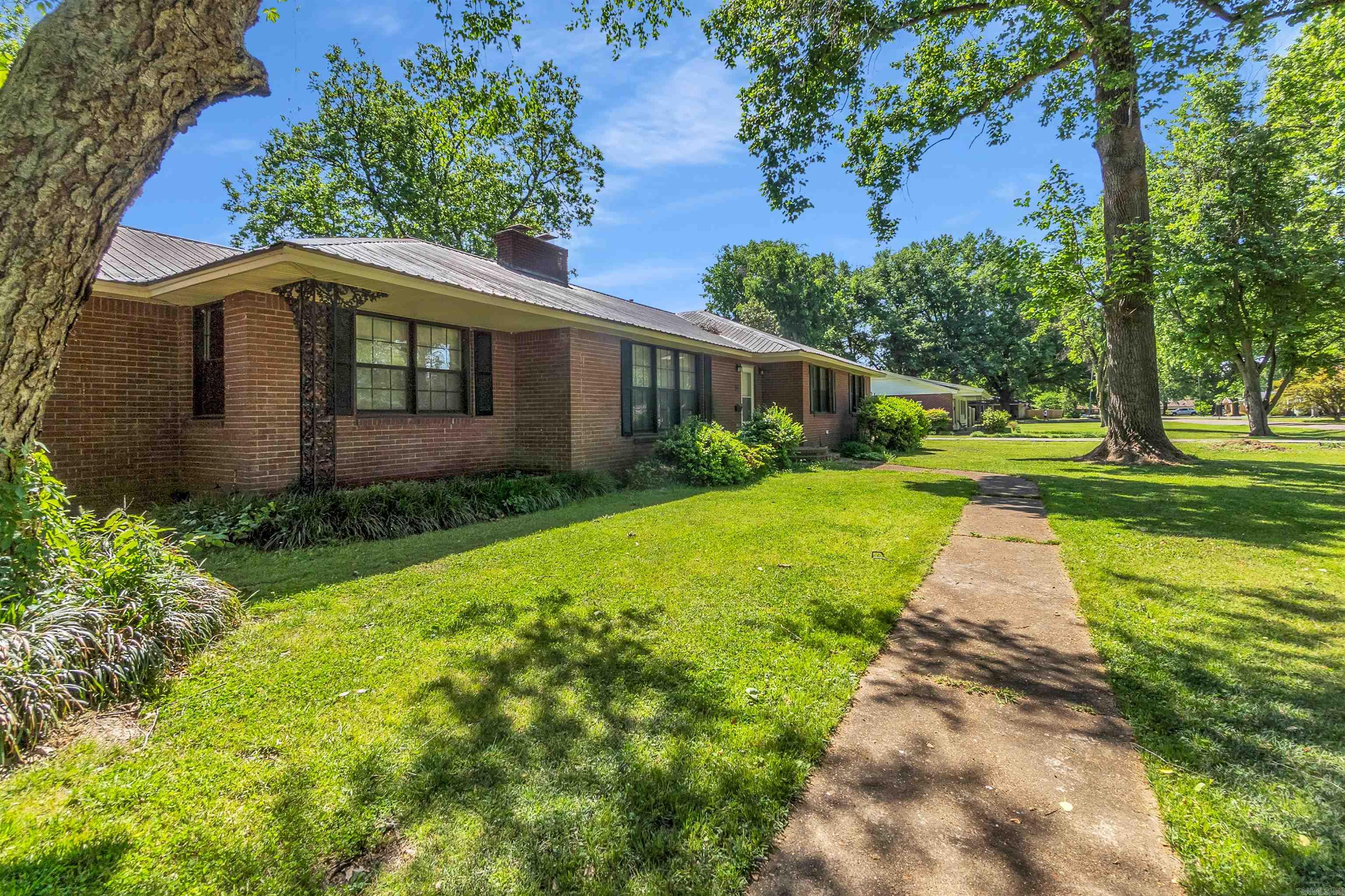127 East Drive  Osceola, AR