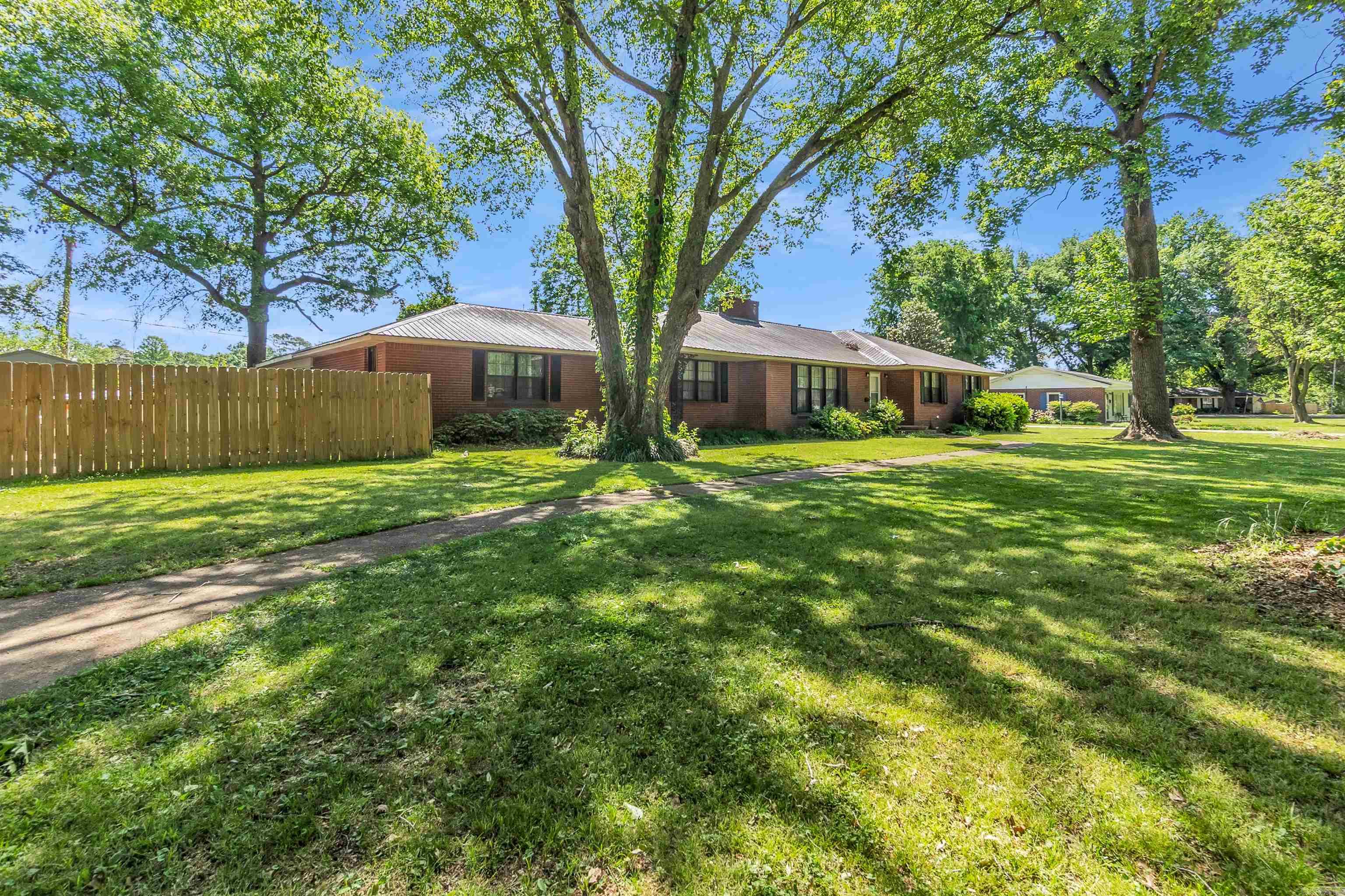 127 East Drive  Osceola, AR