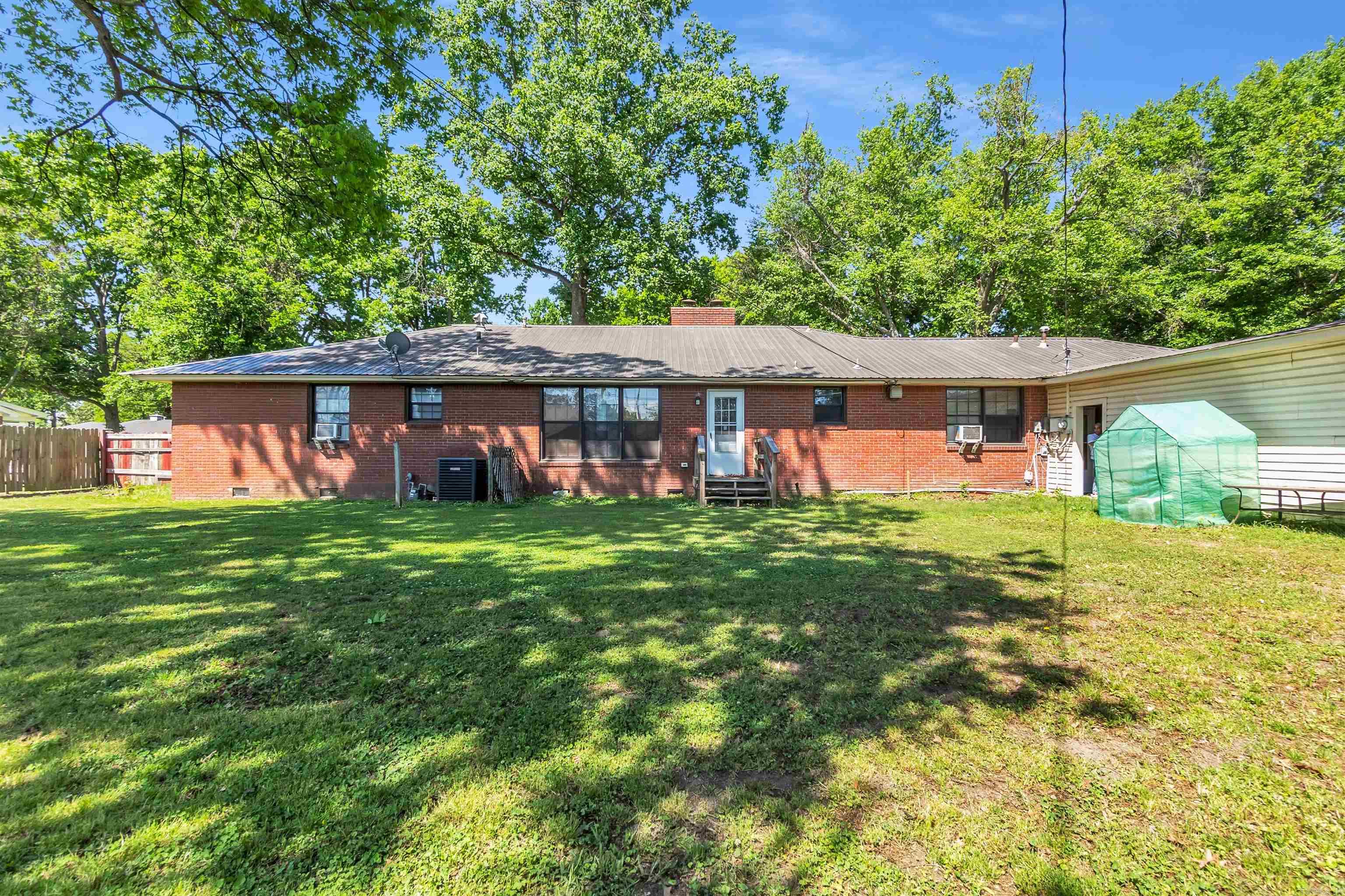 127 East Drive  Osceola, AR