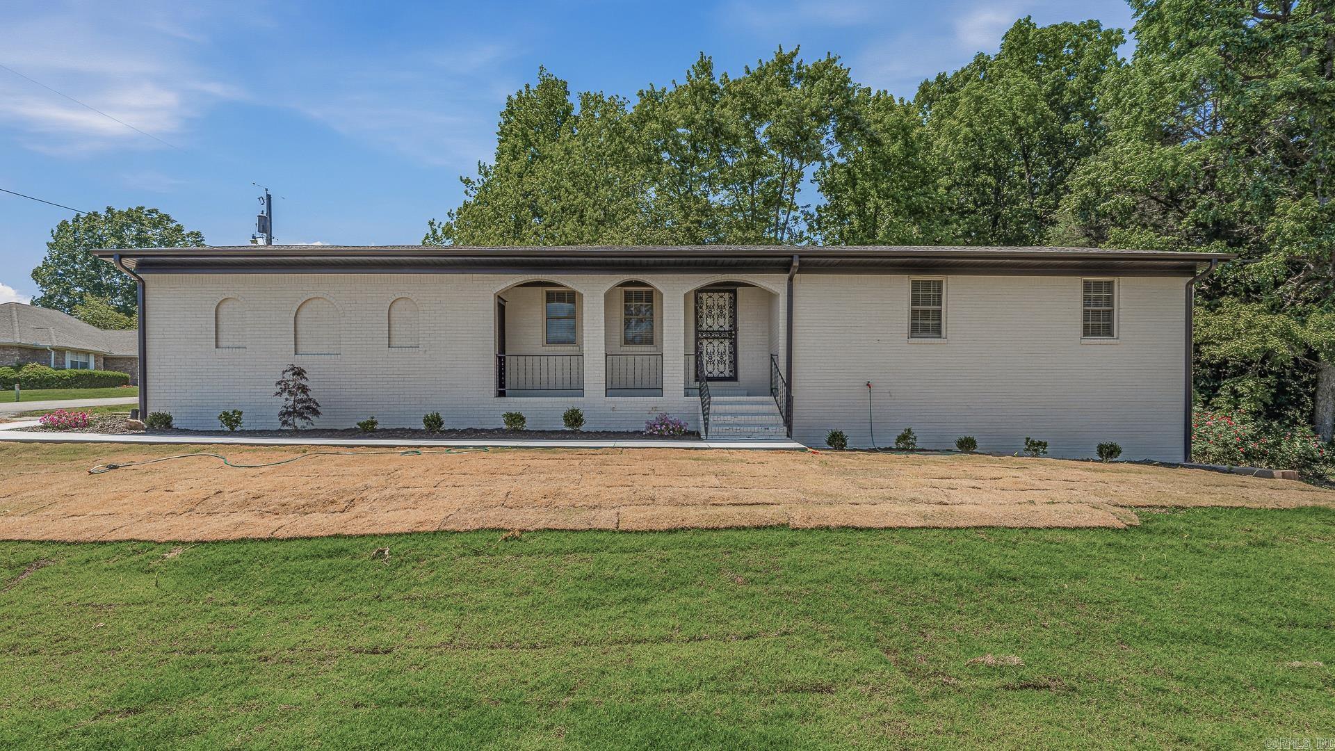 2101 WILDROSE LN  Paragould, AR