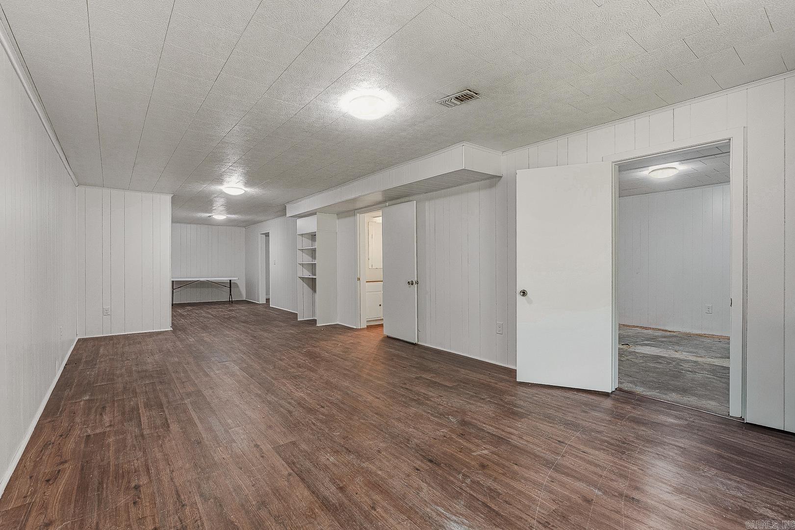 2101 WILDROSE LN  Paragould, AR