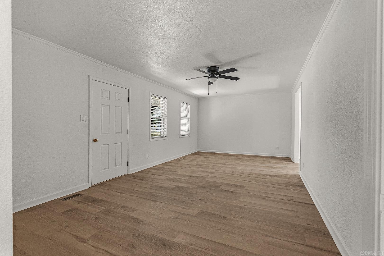 2101 WILDROSE LN  Paragould, AR