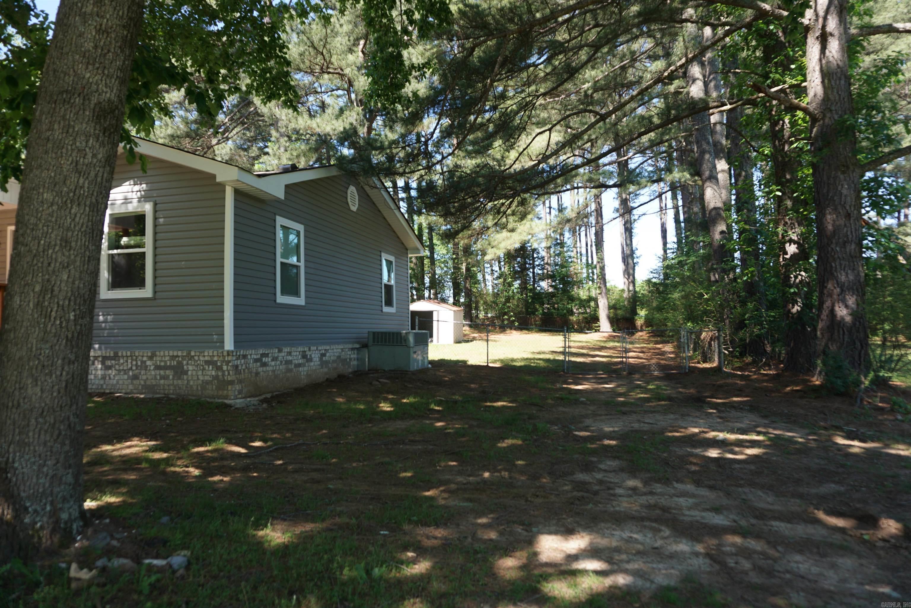 801 Richardson  Searcy, AR