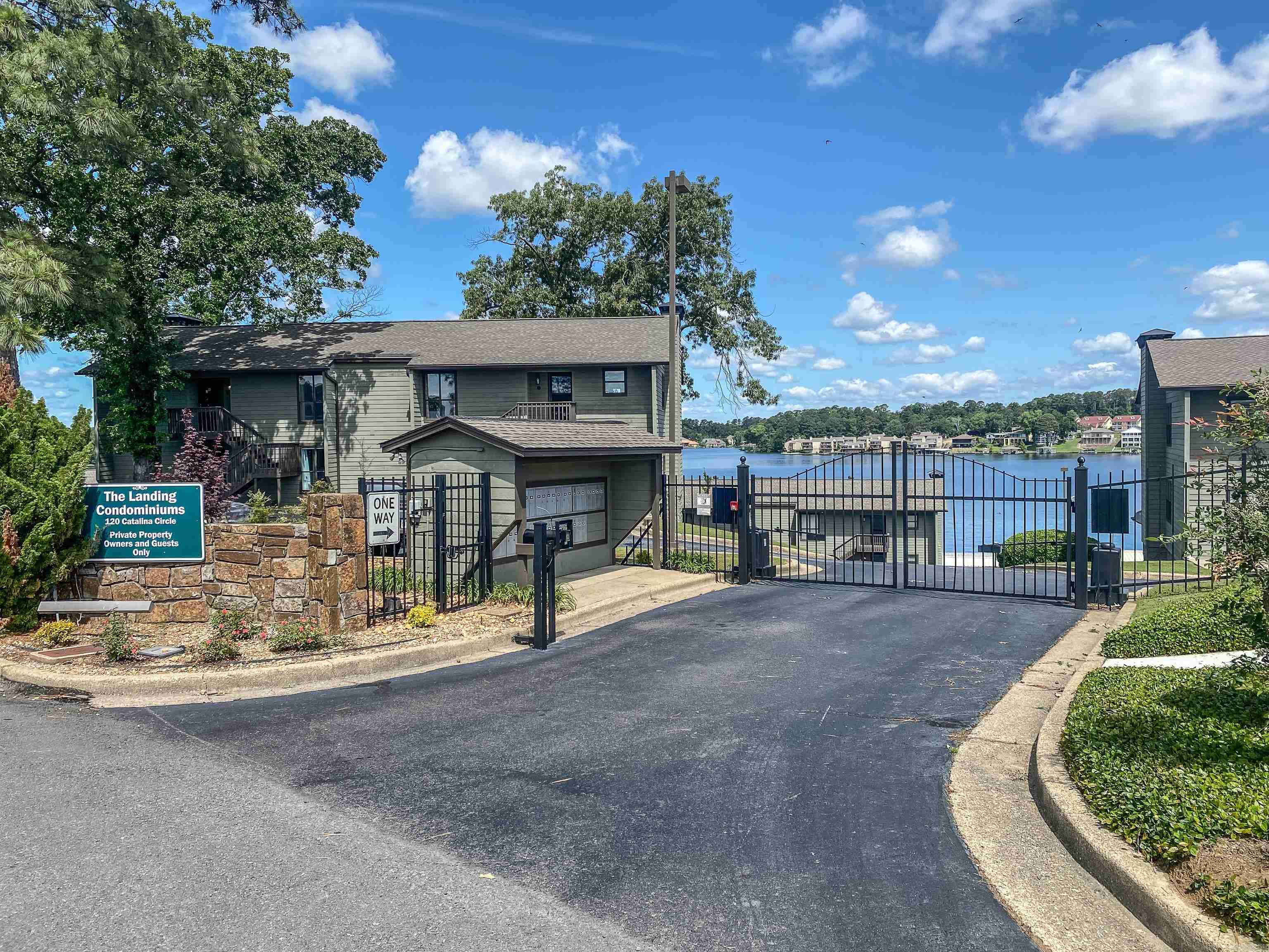 120 Catalina  Hot Springs, AR
