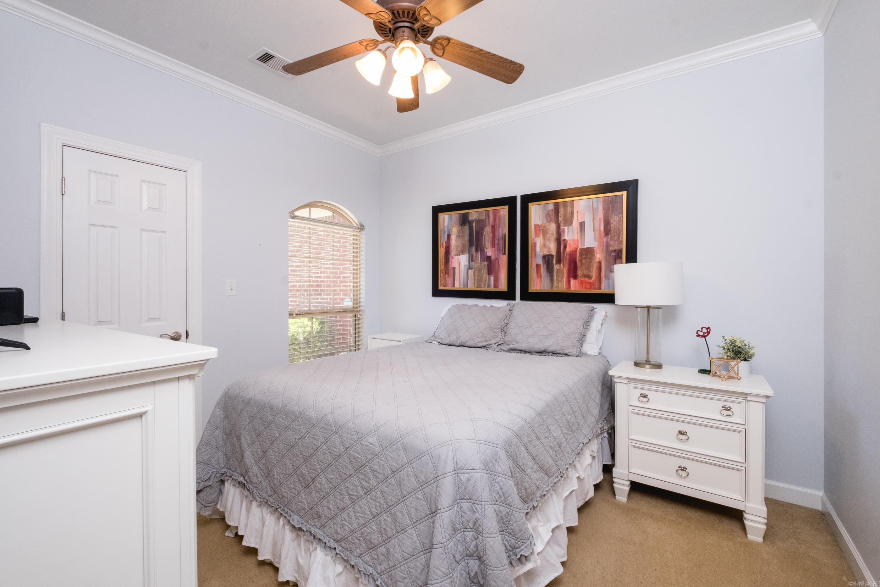 44 Oakbrooke  Sherwood, AR